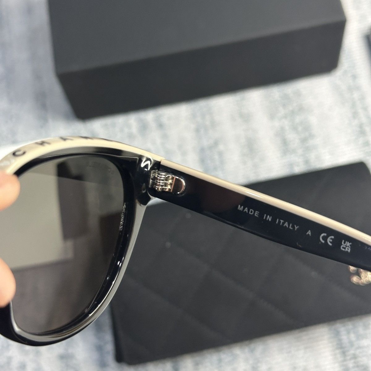 Chanel CHANEL 0CH5414 C534/3 SUNGLASSES Size ONE SIZE - 5 Thumbnail