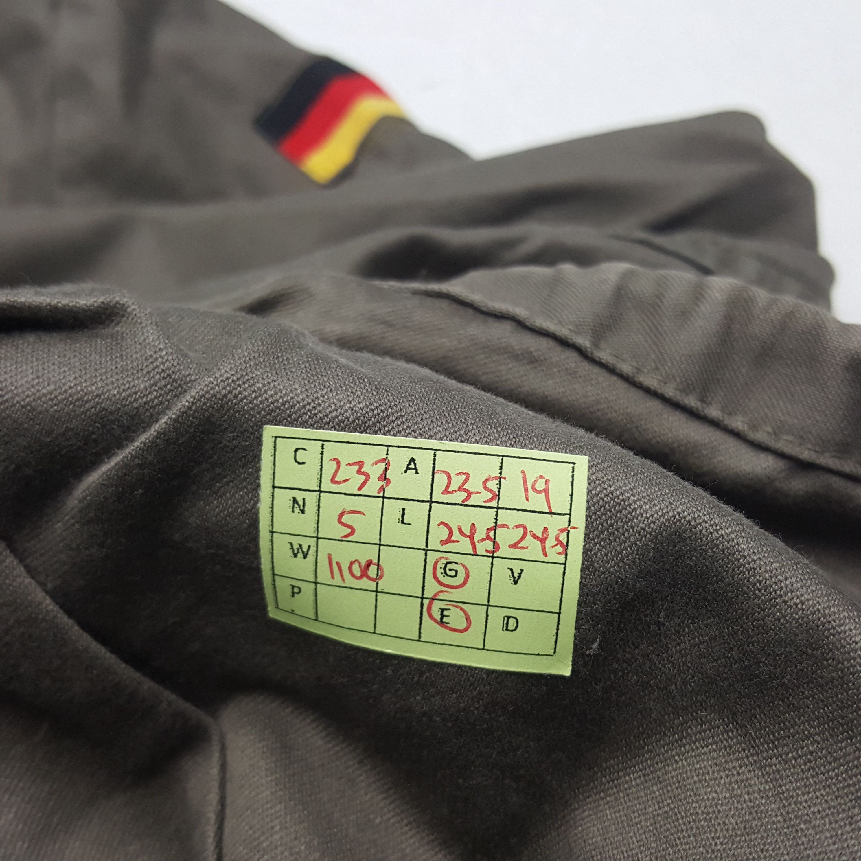 Vintage Vintage Jean Express Germany Military Army Hoodies Jacket Size US L / EU 52-54 / 3 - 8 Thumbnail