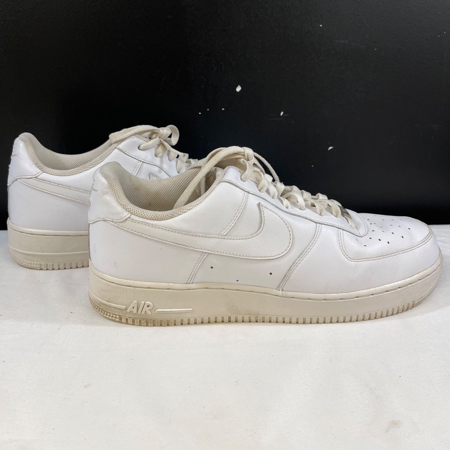 Nike Nike Air Force 1 82 Mens White Low Top Sneakers Size 13 SKU Size US 13 / EU 46 - 1 Thumbnail