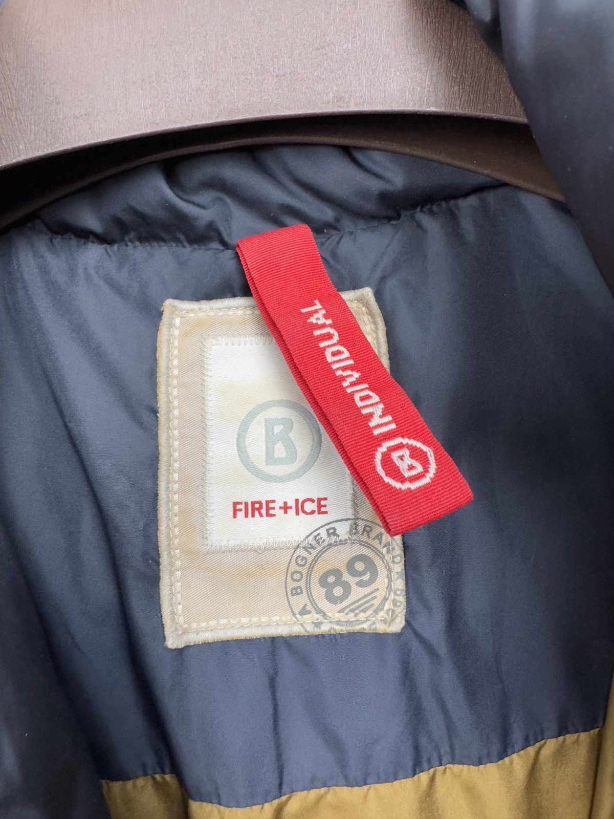 Bogner Bogner Fire + Ice Real Racoon Fur Quilted Down long jacket Size M / US 6-8 / IT 42-44 - 12 Thumbnail