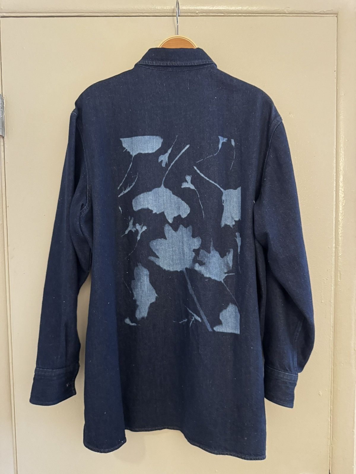 Cos Floral Laser Printed Denim Shirt Size US M / EU 48-50 / 2 - 3 Thumbnail