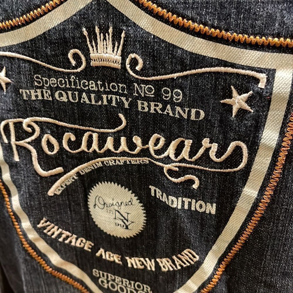 Rocawear Rocawear lightly distressed embroidered back logo contrasti Size L / US 10 / IT 46 - 8 Thumbnail