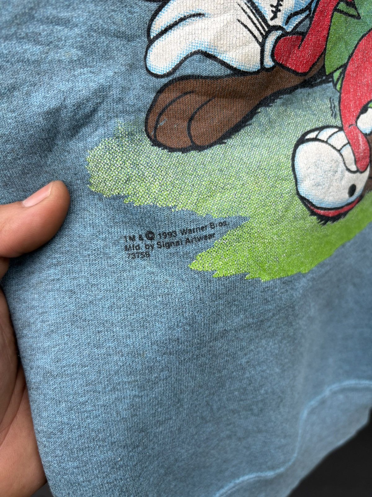 Vintage VTG CN “ TAZ MANIA “ ©️1993 Size US XL / EU 56 / 4 - 3 Thumbnail