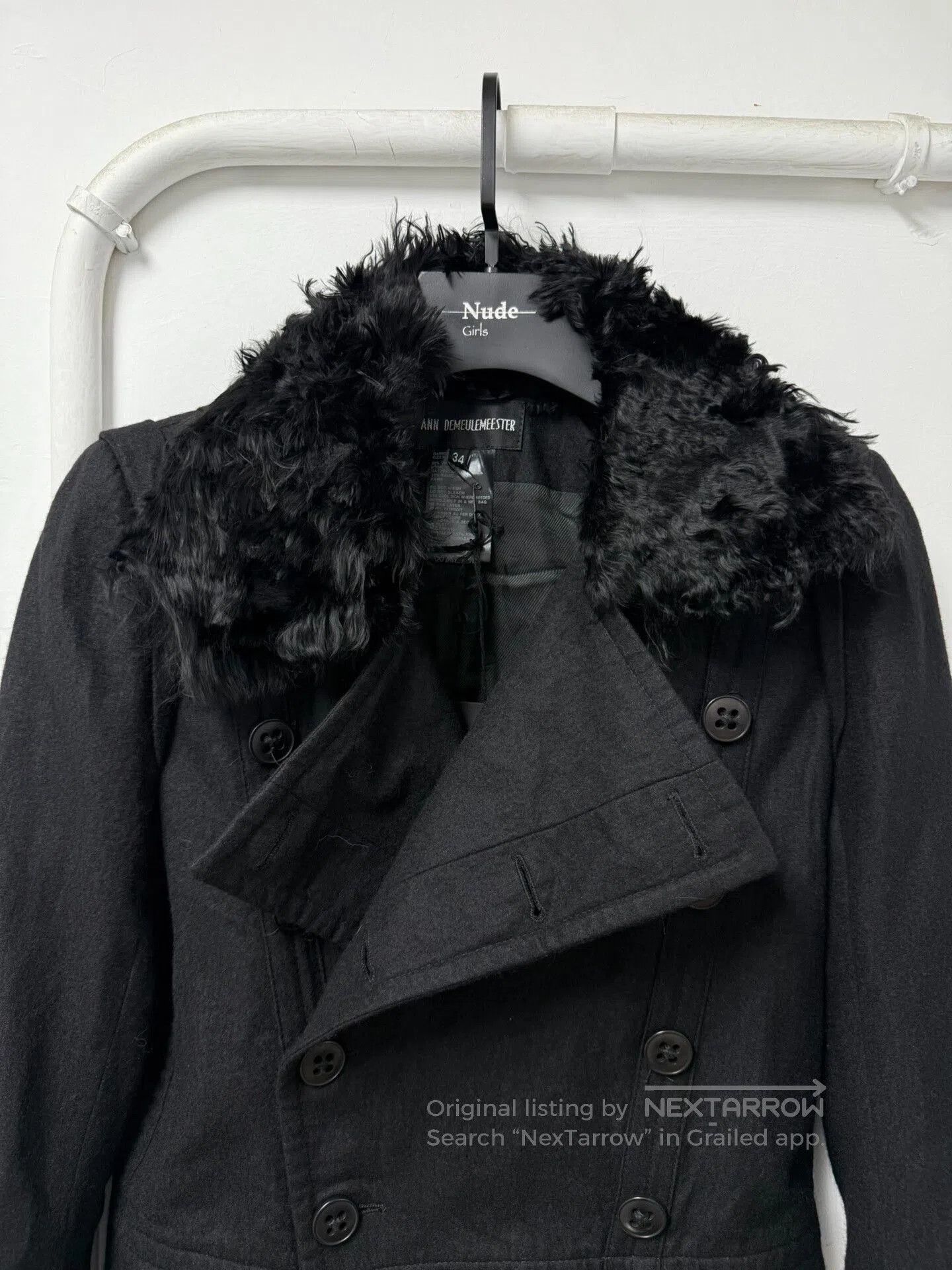Ann Demeulemeester black double-breasted jacket with fur collar. Size US XXS / EU 40 - 2 Thumbnail