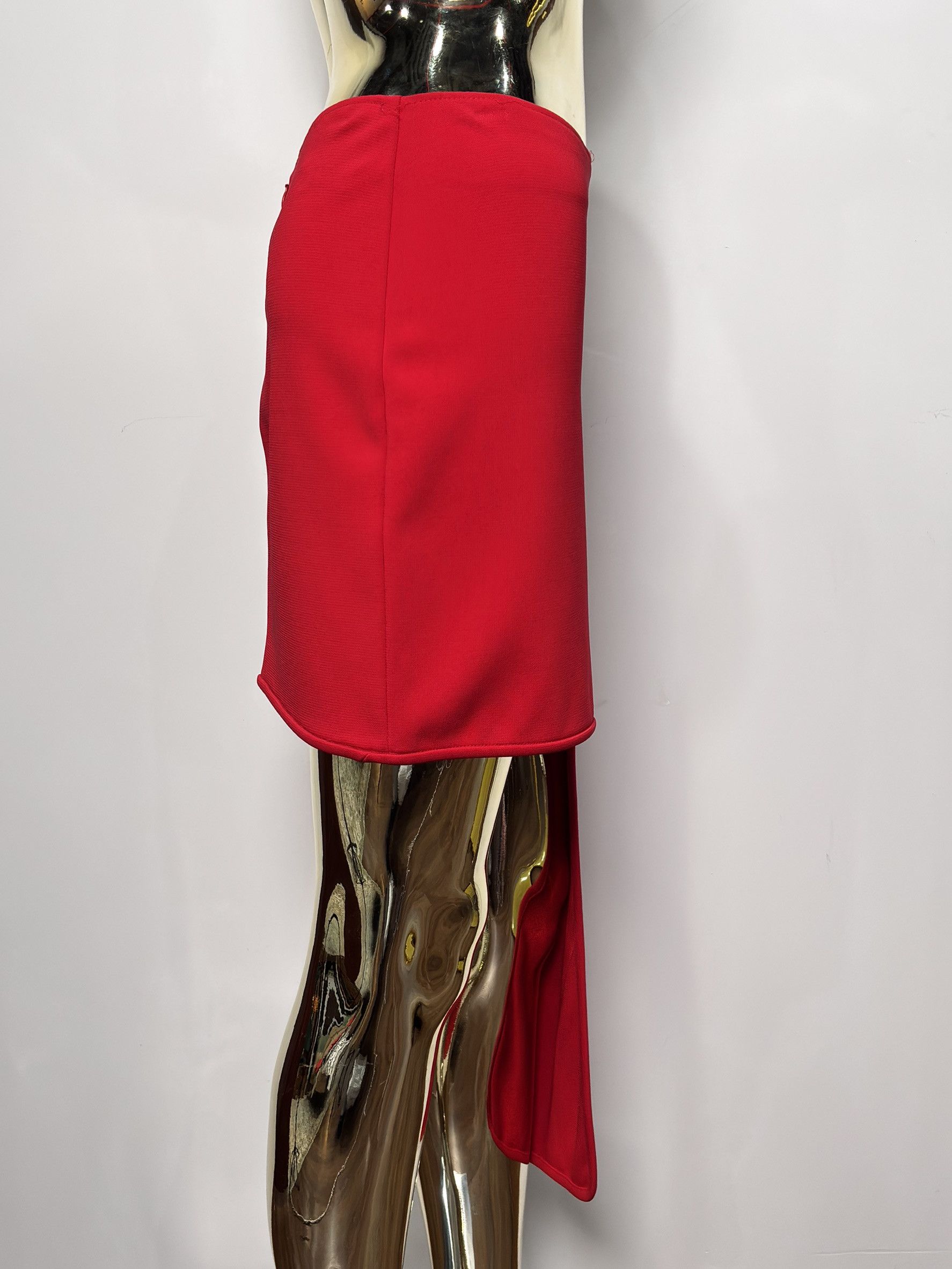 Louis Vuitton Louis Vuitton Red Asymmetrical Skirt Size 30" / US 8 / IT 44 - 5 Thumbnail