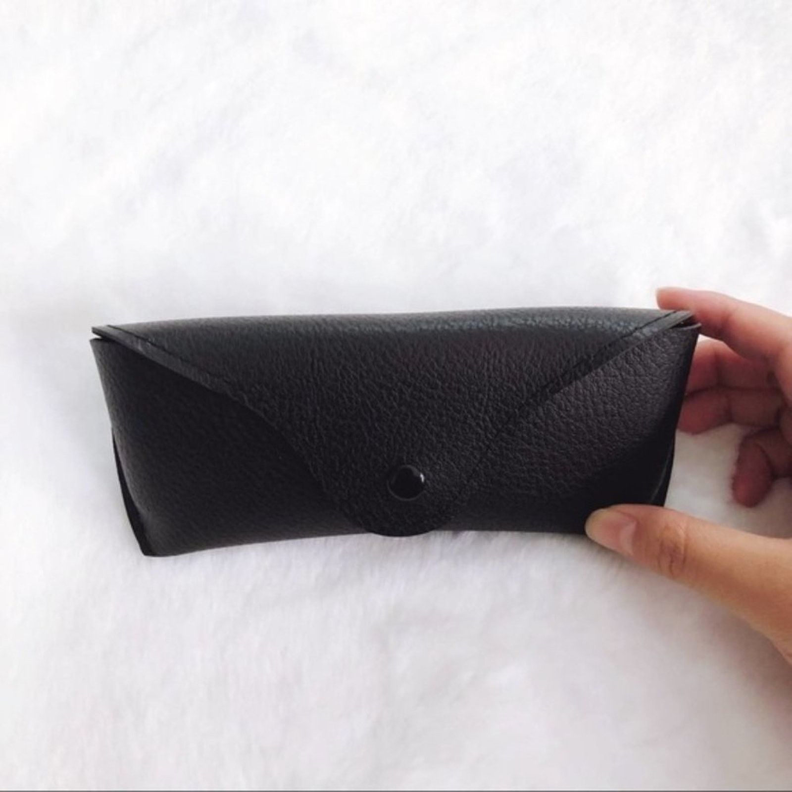 Other Wyatt Black Faux Leather Sunglass Case Size ONE SIZE - 3 Thumbnail