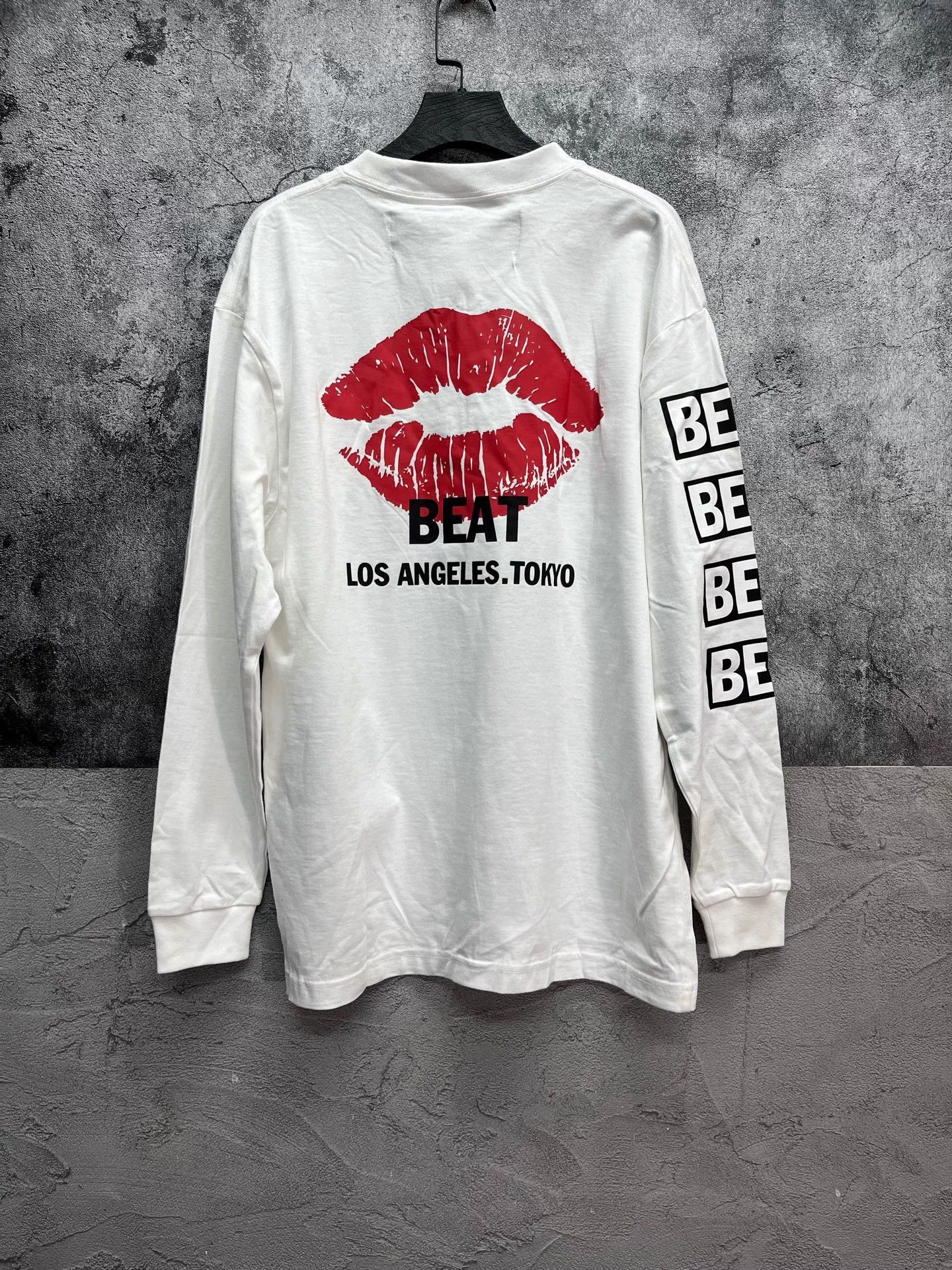 Other BEAT by Kazuki Kuraishi red lip long sleeve top M Size US M / EU 48-50 / 2 - 2 Thumbnail