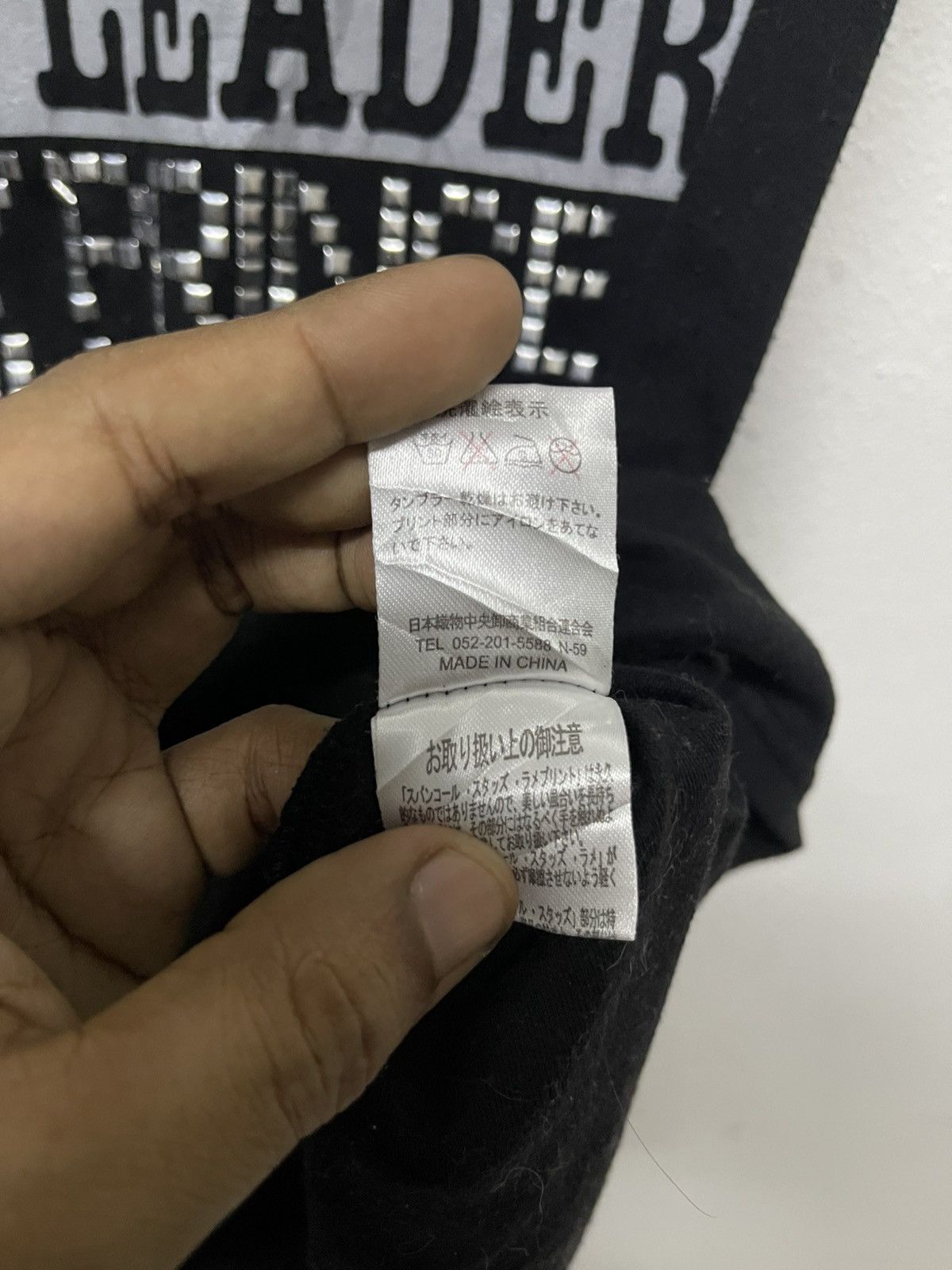 If Six Was Nine 2000s HYSTERIC GLAMOUR INSPIRED SEXY GRAPHIC V NECK TSHIRT Size M / US 6-8 / IT 42-44 - 9 Thumbnail