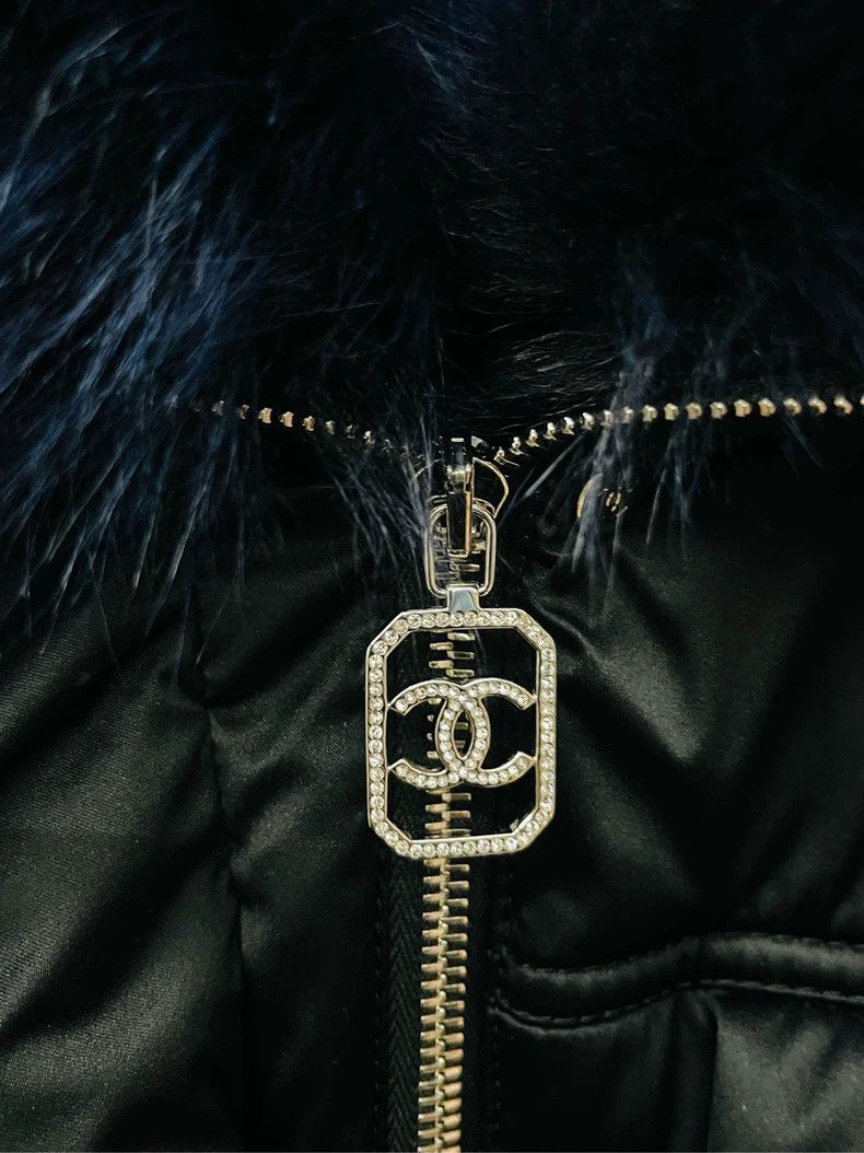 Chanel Chanel 23N Ski Series Fur Collar Down Jacket 2504-Nextarrow Size XS / US 0-2 / IT 36-38 - 3 Thumbnail