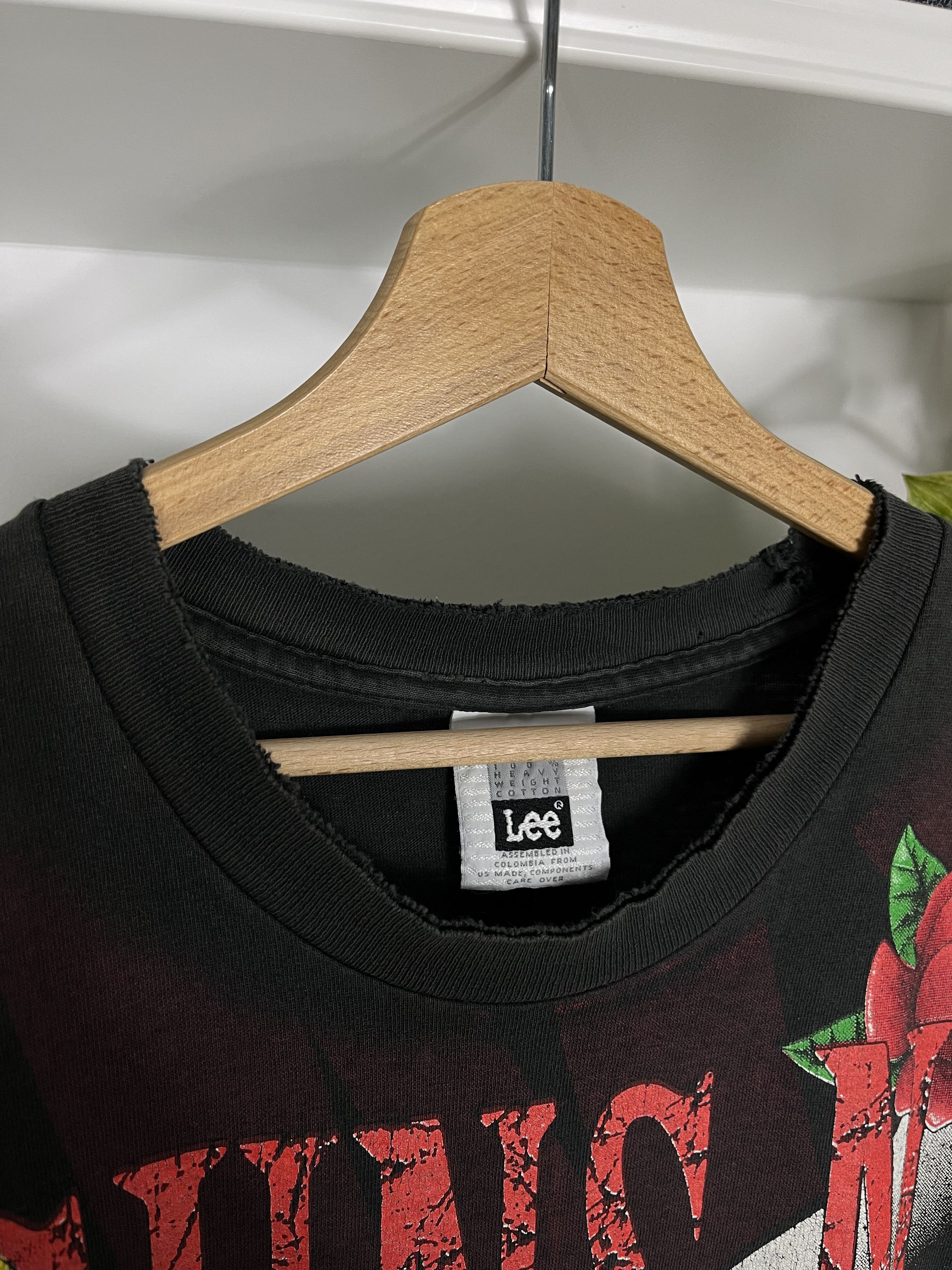 Band Tees × Guns N' Roses × Vintage Vintage 90s Lee Brockum Guns N Roses AOP Tour Shirt Size US XL / EU 56 / 4 - 4 Thumbnail