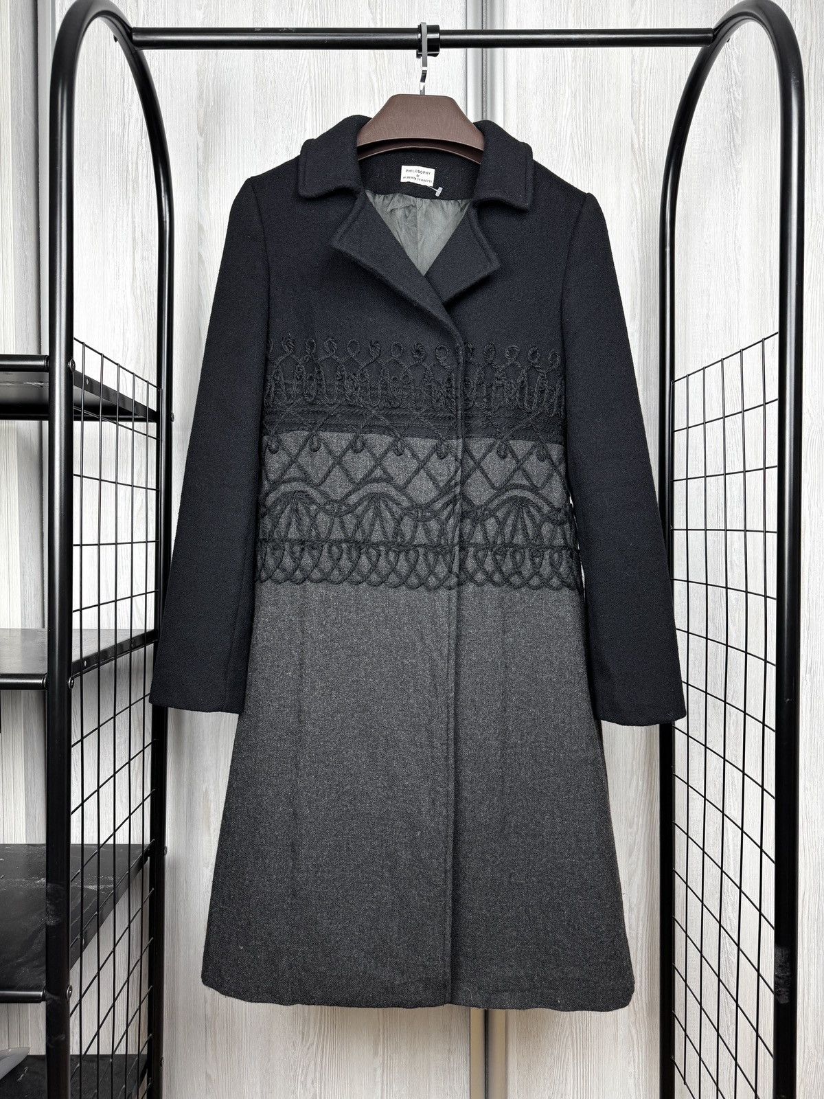 Alberta Ferretti Philosophy di Alberta Ferretti double colour wool blend coat Size M / US 6-8 / IT 42-44 - 1 Thumbnail