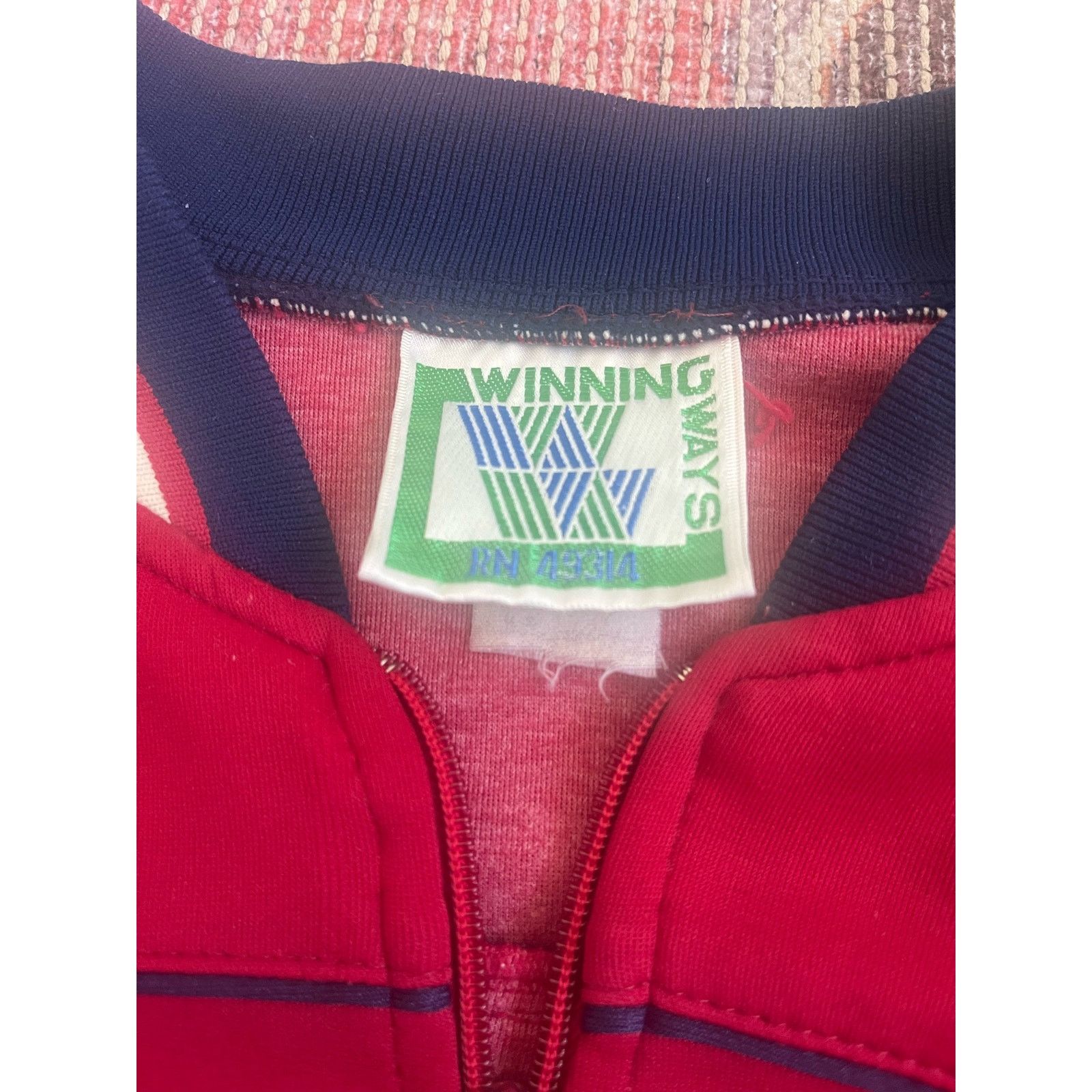 Vintage Vintage Winning Ways Zip-Up Track Jacket Red White Size L Size US L / EU 52-54 / 3 - 3 Thumbnail