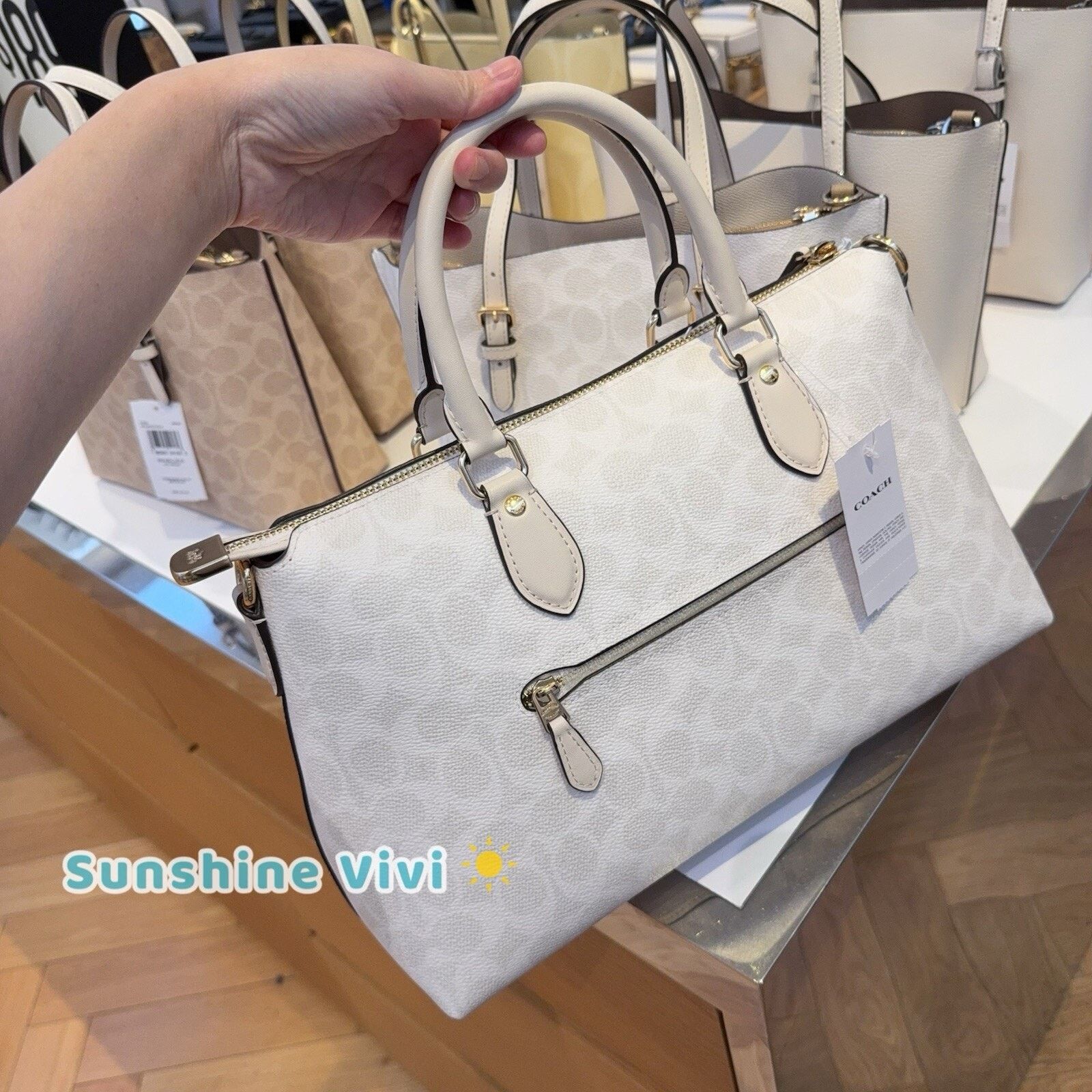 Coach NWT Coach Georgia Satchel Bag CW422 Gold/White /Chalk Size ONE SIZE - 4 Thumbnail