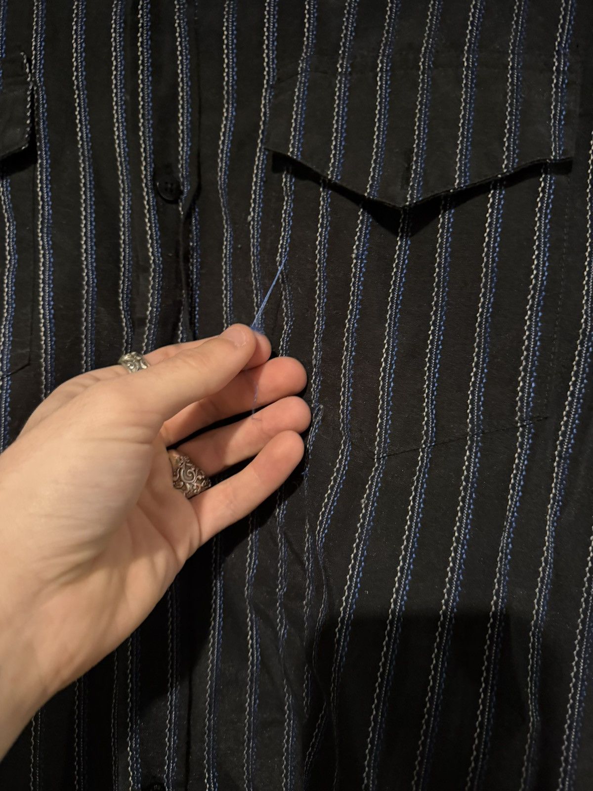Vintage Vintage Y2K Rampage Men’s black white blue stripe button up Size US L / EU 52-54 / 3 - 3 Thumbnail