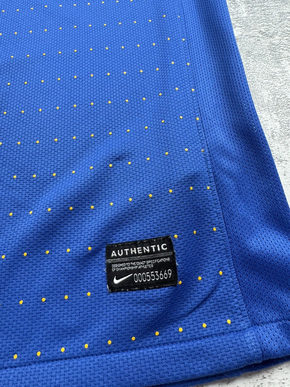 Nike Nike BRAZIL Away 2010/2011 National Football T Shirt Jersey Size US L / EU 52-54 / 3 - 11 Thumbnail