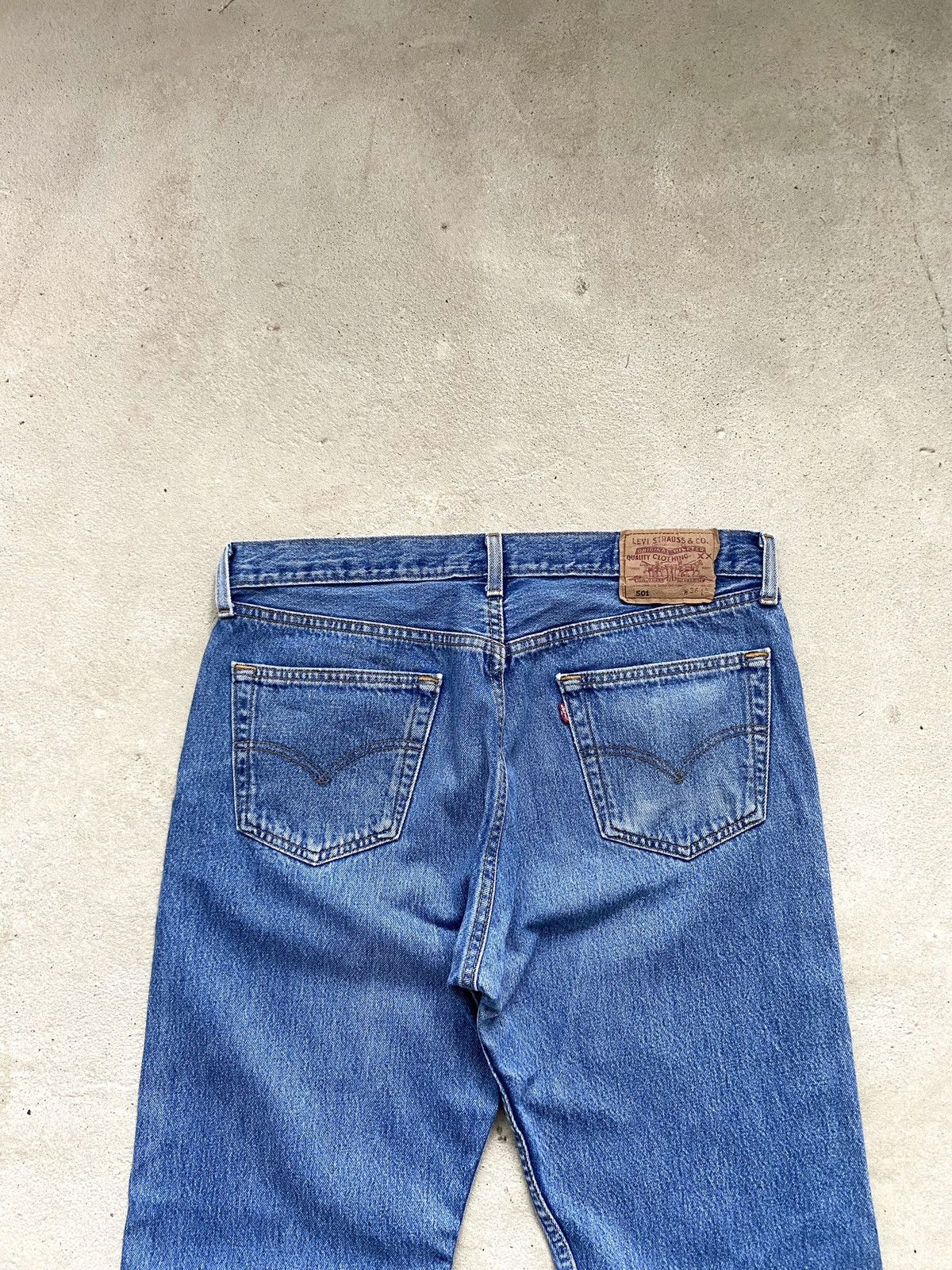 Levi's Vintage Clothing Vintage 90s Levi's 501 Washed Blue Denim Jeans Size US 36 / EU 52 - 12 Thumbnail