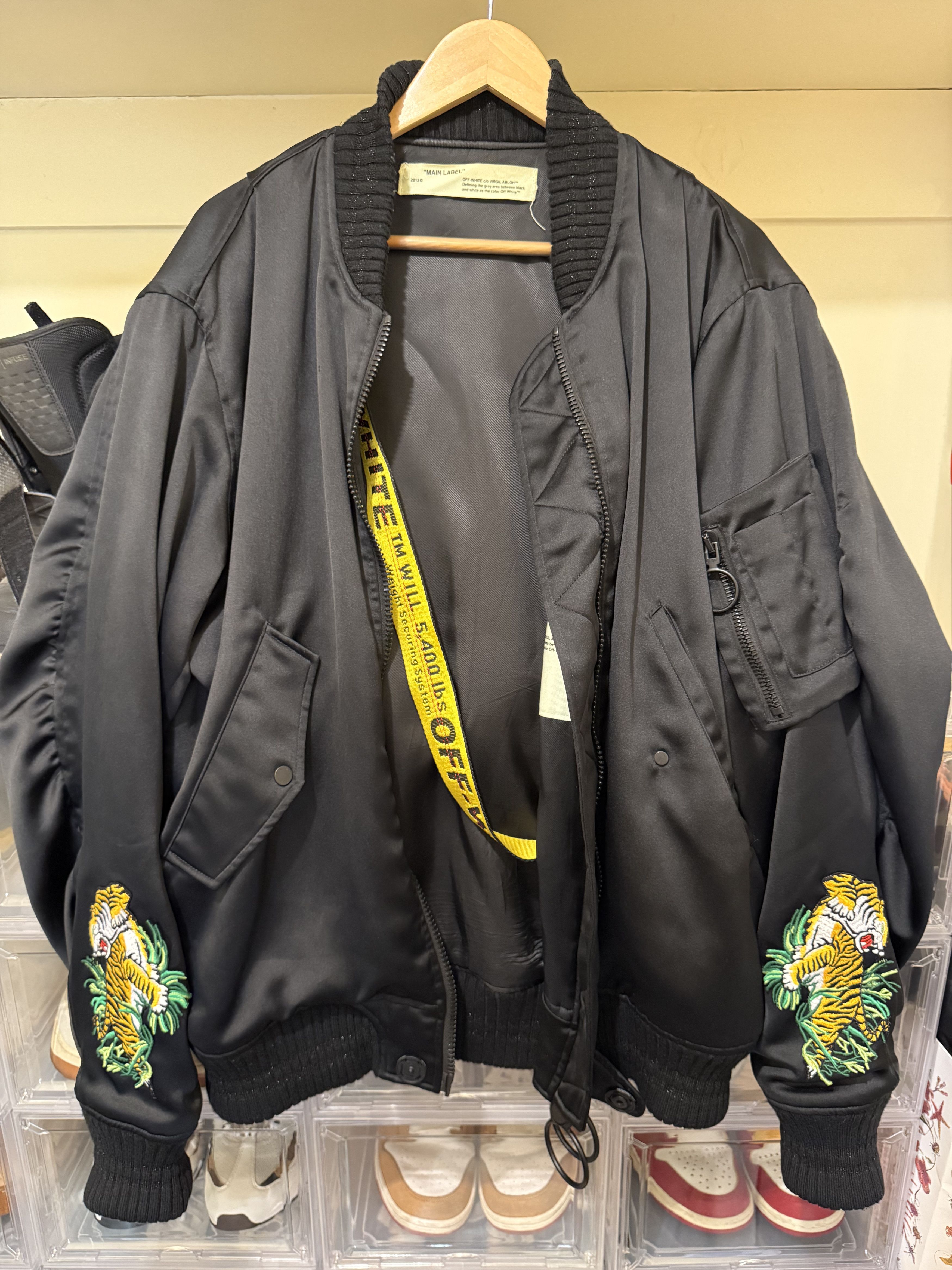 Off-White Rare Off White Black Bomber Jacket Size US L / EU 52-54 / 3 - 3 Thumbnail