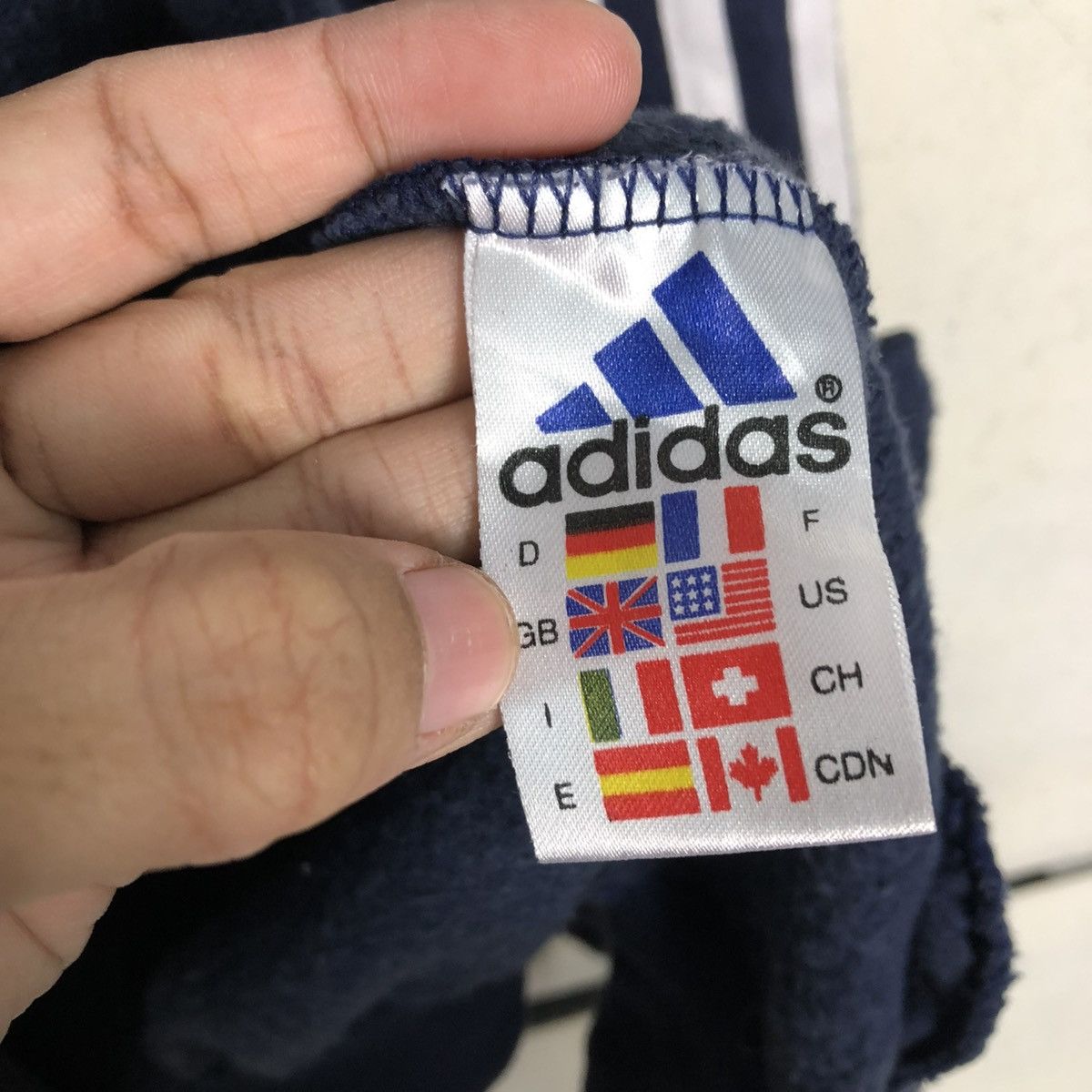 Adidas 🔥VINTAGE ZIPPER HOODIE JACKET ADIDAS BIG LOGO BACK HIT Size US L / EU 52-54 / 3 - 24 Thumbnail