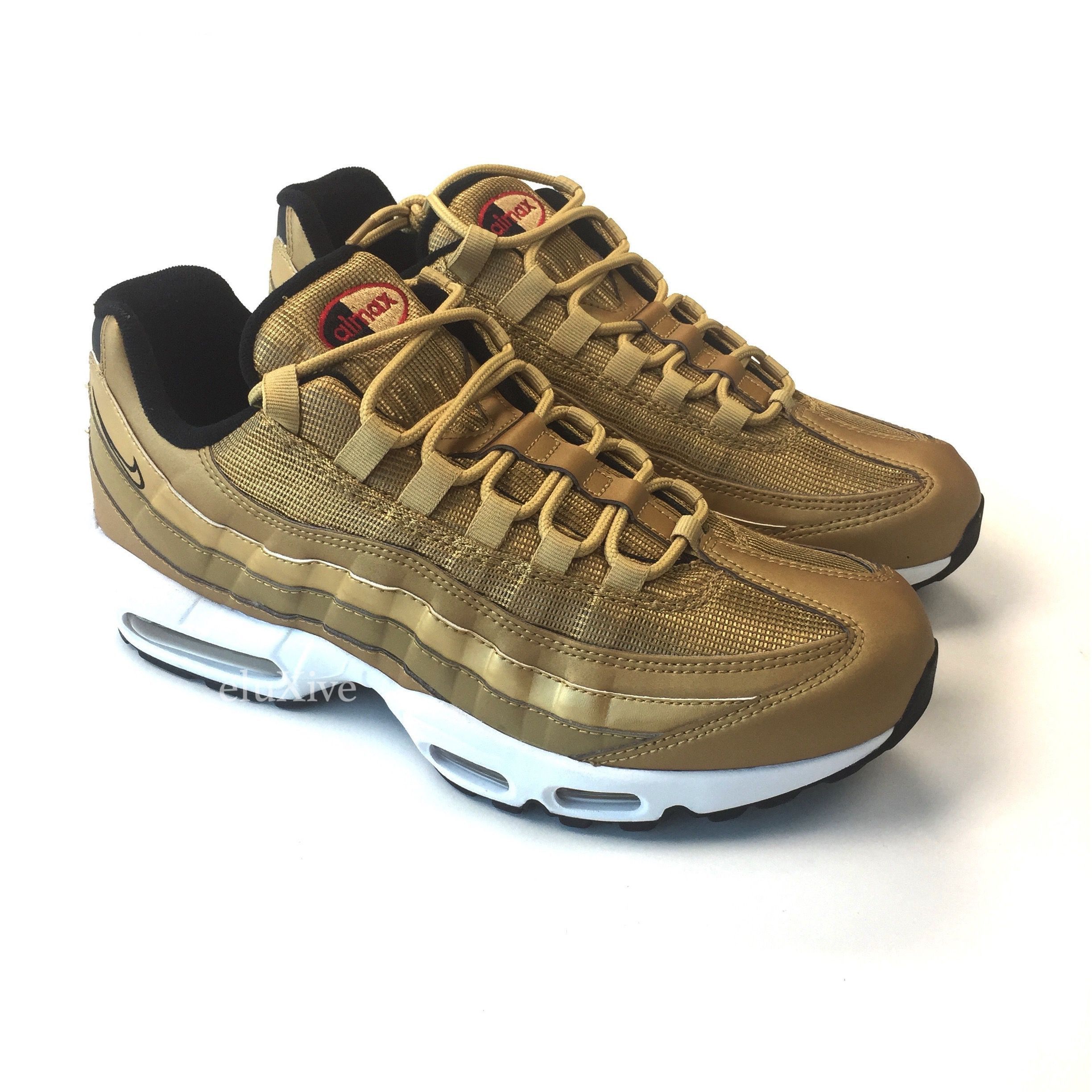 Nike Nike Air Max 95 Premium QS Metallic Gold 2017 DS Size US 10 / EU 43 - 1 Preview