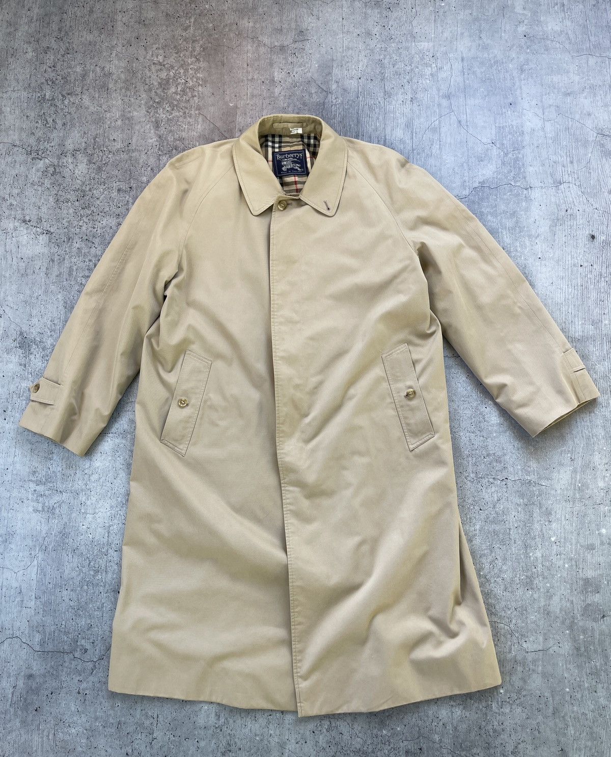 Burberry Vintage Burberry Trench Coat 90s Nova Check Beige Belted Size US L / EU 52-54 / 3 - 5 Thumbnail