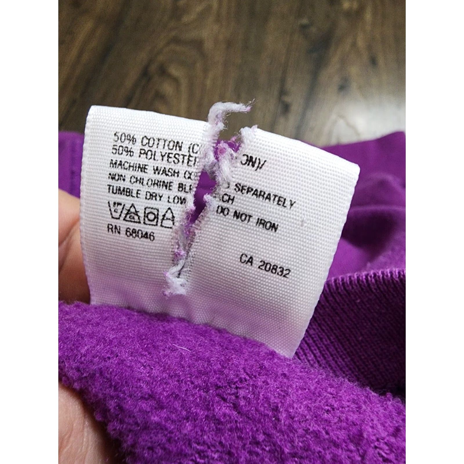 Tultex VINTAGE Tultex Floral Quilted Pattern Womens XL Purple Sweatshirt Size XL / US 12-14 / IT 48-50 - 6 Thumbnail