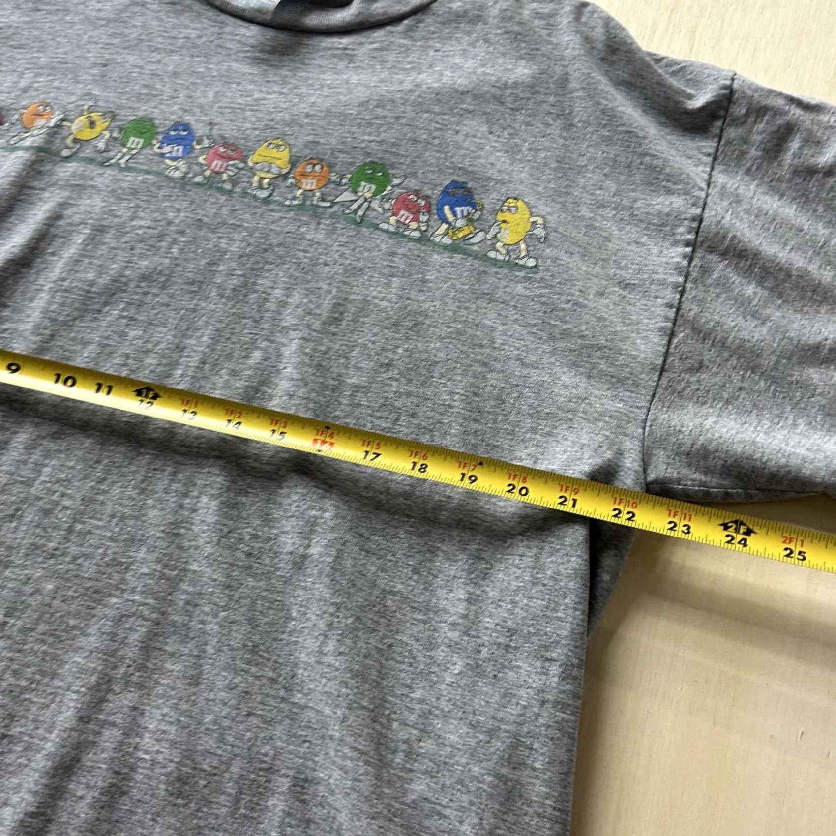 Vintage VINTAGE M&M's Shirt Mens XL Gray T-Shirt 90s Graphic Logo Chest Candy Characters Tee Short Sleeve Crew Neck Mens Regular Fit Size US XL / EU 56 / 4 - 5 Thumbnail