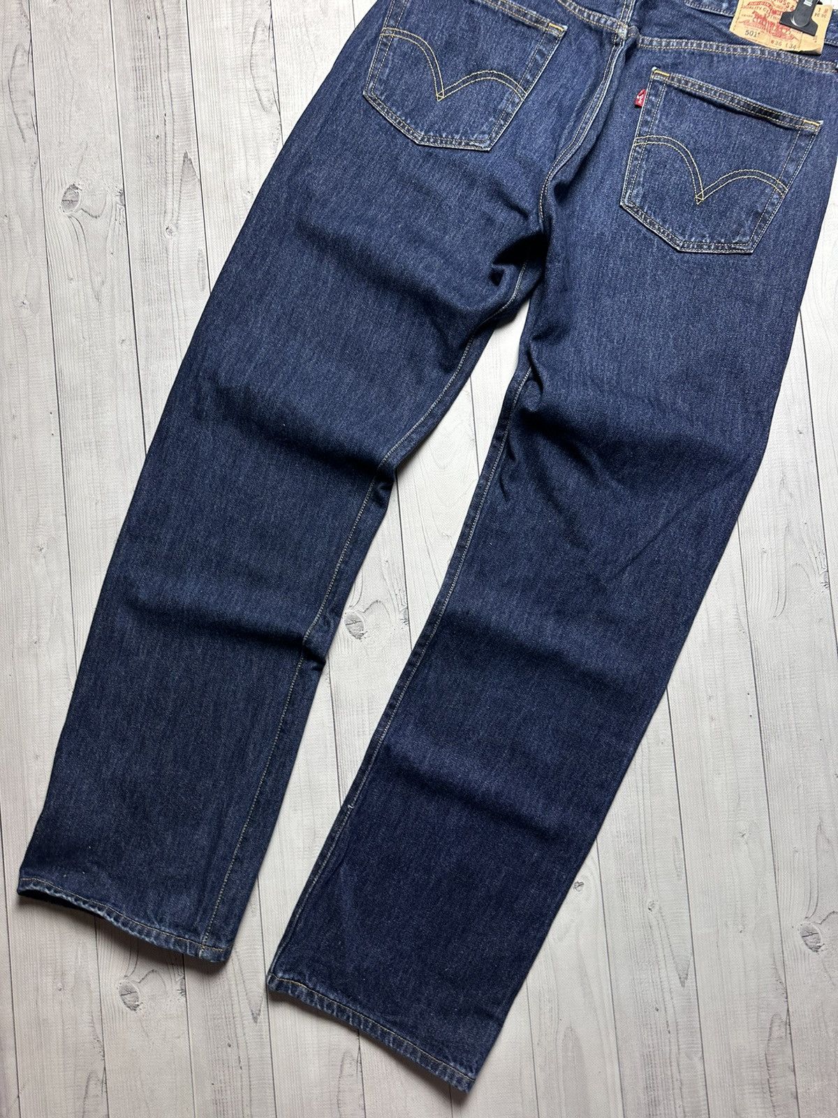 Levi's Vintage Levi’s 501 indigo jeans denim Mexico 36/34 Size US 36 / EU 52 - 4 Thumbnail
