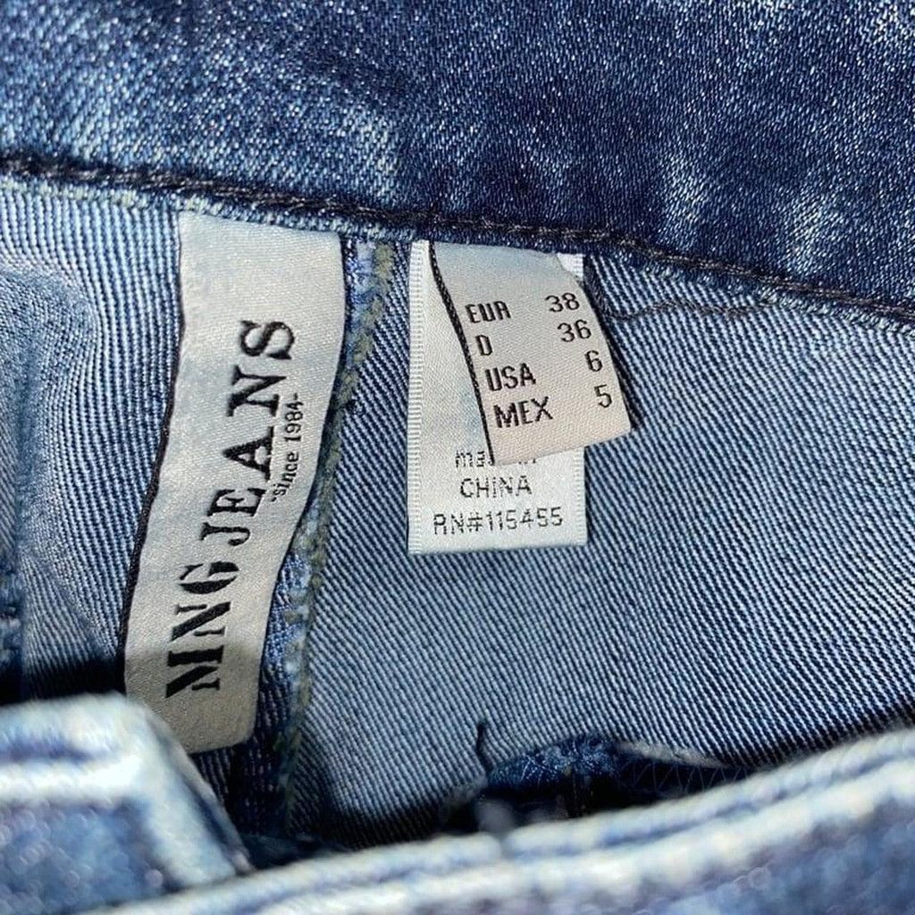 Mango MNG Women's Flare Jeans with Button Detail Size 6 Size 28" / US 6 / IT 42 - 3 Thumbnail