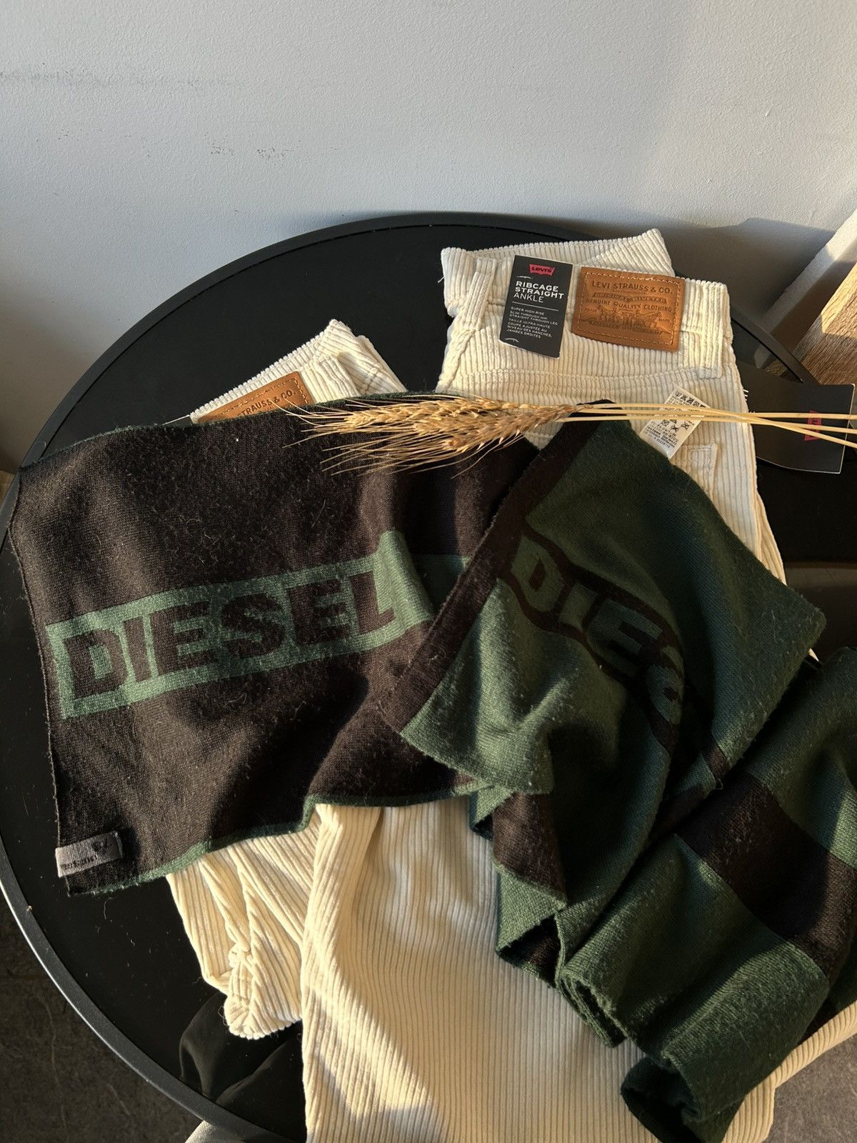 Diesel × Vintage Diesel vintage scarf big logo streetwear Size ONE SIZE - 6 Thumbnail