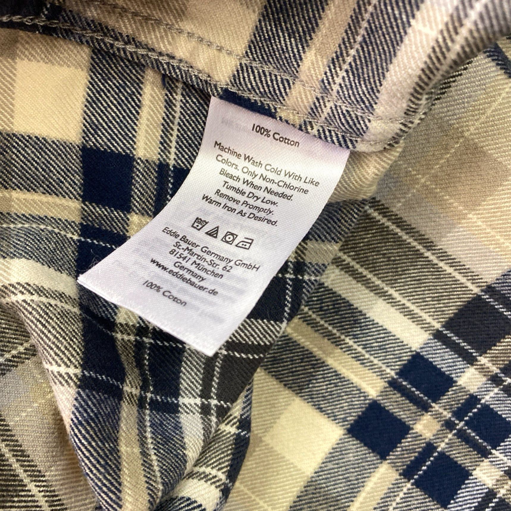 Eddie Bauer Eddie Bauer Men’s Flannel Long Sleeve Shirt Blue Beige Plaid XL Button-Up Collared Regular Fit Mens Size US XL / EU 56 / 4 - 5 Thumbnail