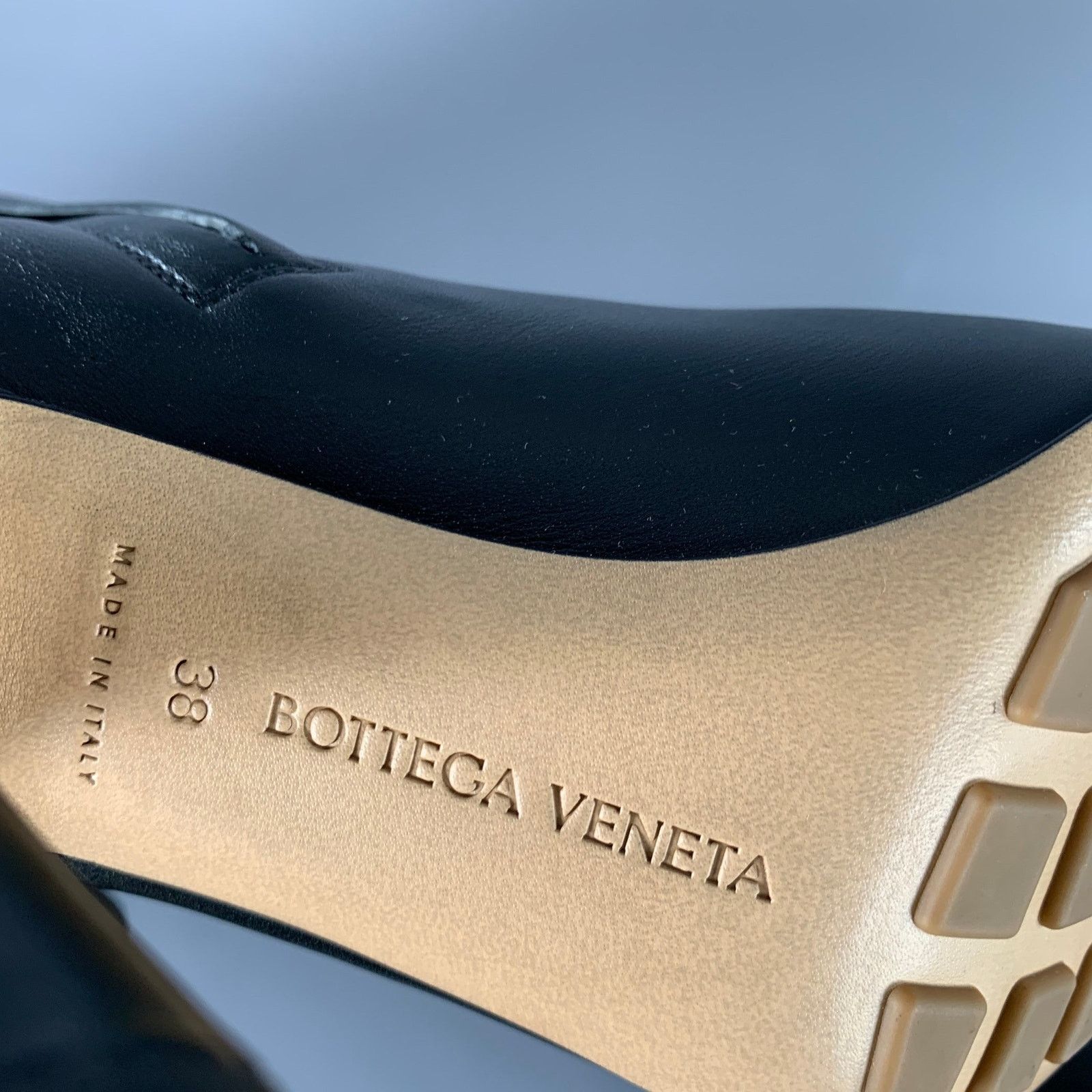 Bottega Veneta BOTTEGA VENETA Fall 2022 8 Black Leather Side Zipper Boots Size US 8 / IT 38 - 6 Thumbnail
