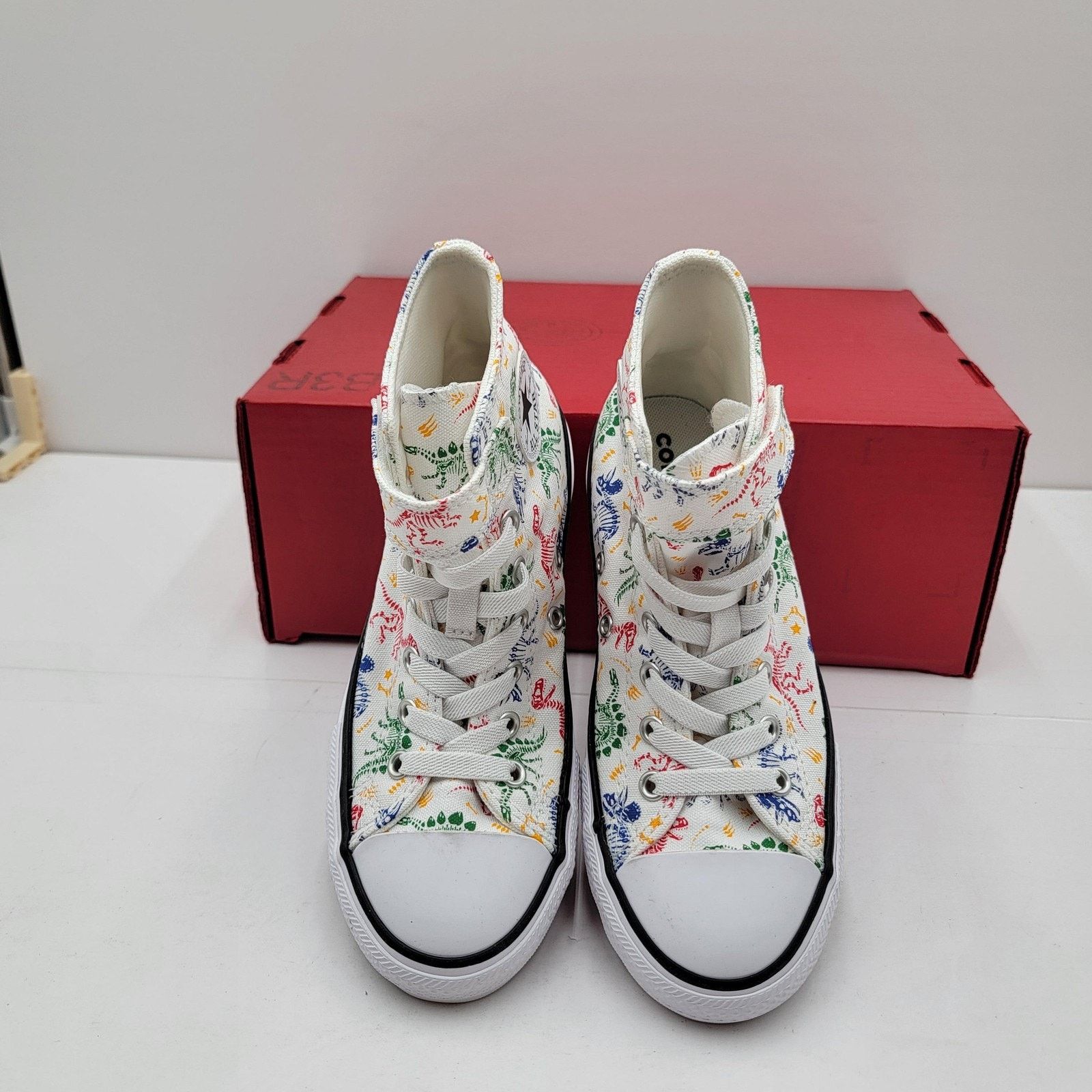 Converse Converse CTAS Youth Size 2.5 White Dinosaur Print A04767F Size US 4 / IT 34 - 5 Thumbnail