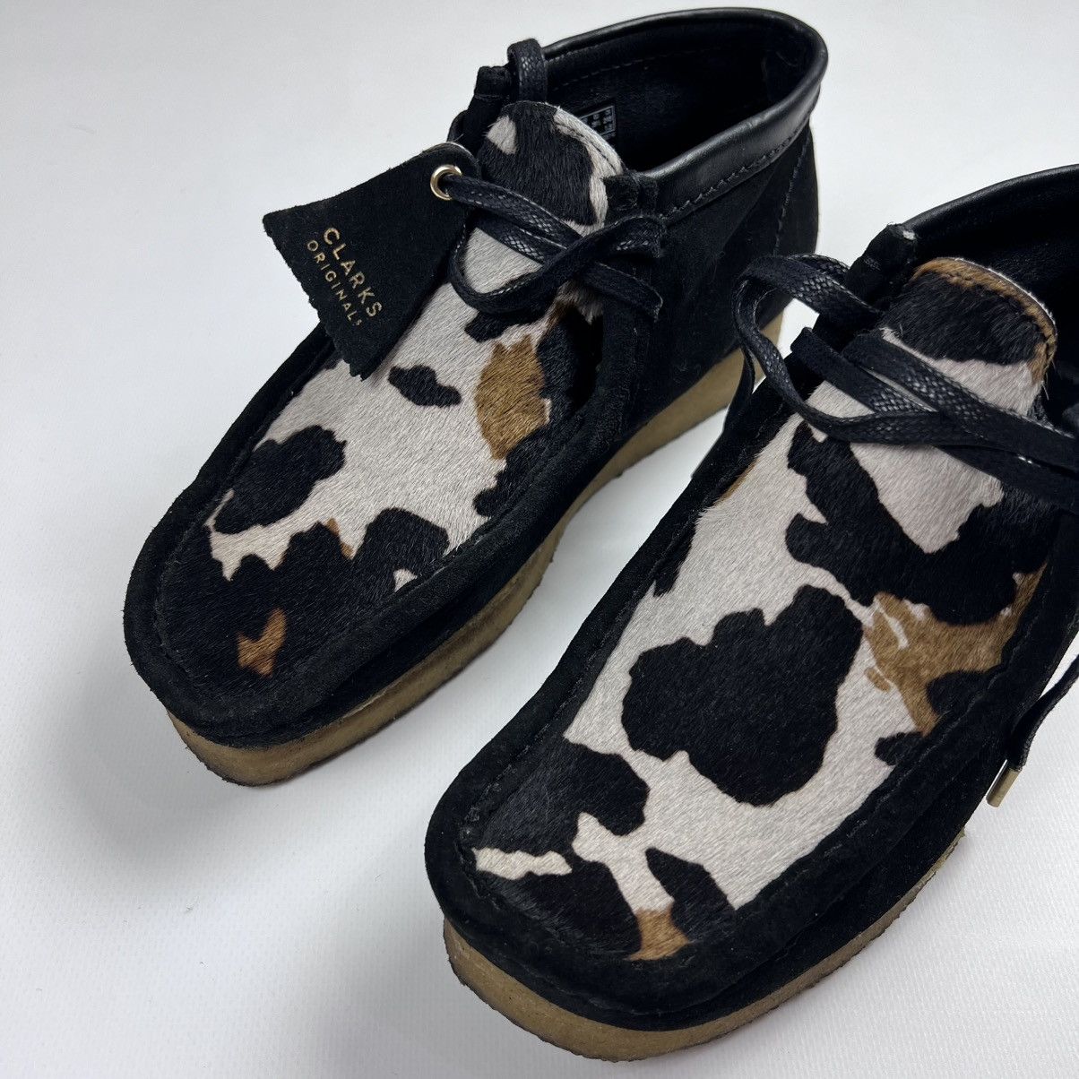 Clarks Clark’s Wallabee boot cow print Size US 8.5 / IT 38.5 - 2 Thumbnail