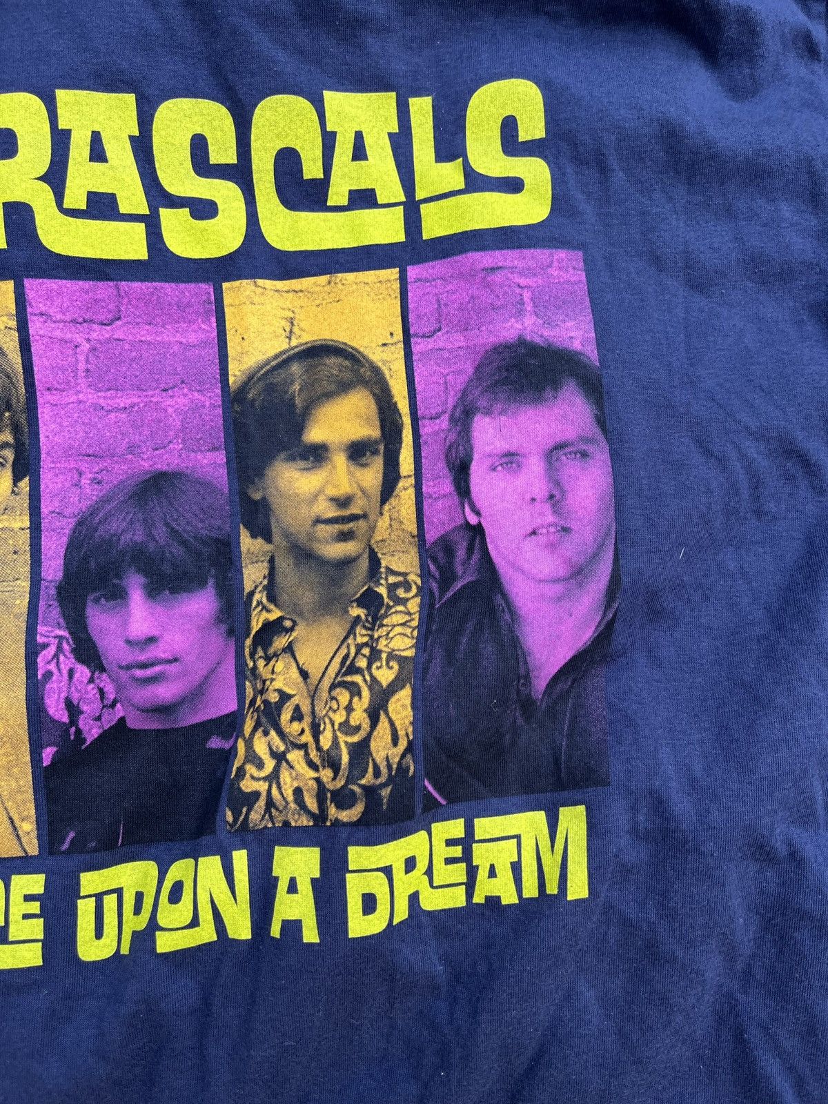 Vintage The Rascals Once Upon a Dream Shirt Size US XL / EU 56 / 4 - 6 Thumbnail