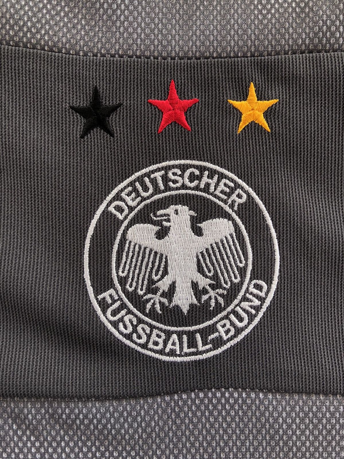Adidas 2002-04 Germany Away Football Jersey Size US L / EU 52-54 / 3 - 7 Thumbnail