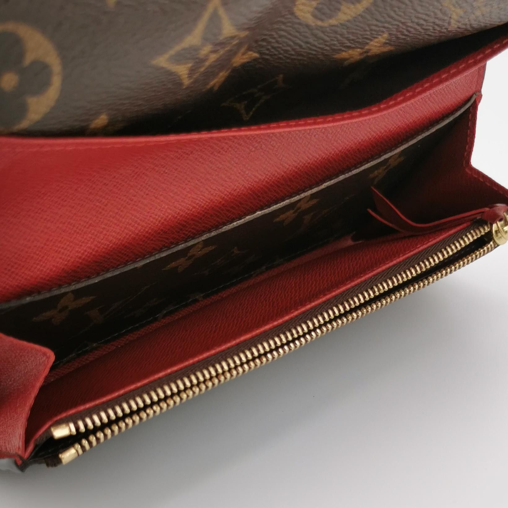 Louis Vuitton Louis Vuitton (LV) Emilie leather Monogram print snap walle Size ONE SIZE - 1 Thumbnail