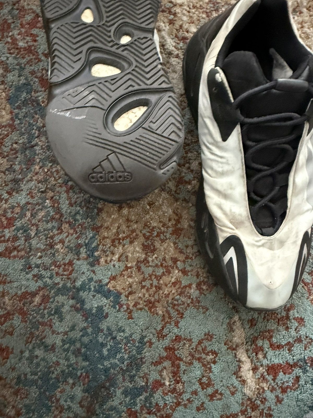 Yeezy Yeezy 700 Size US 11.5 / EU 44-45 - 2 Thumbnail