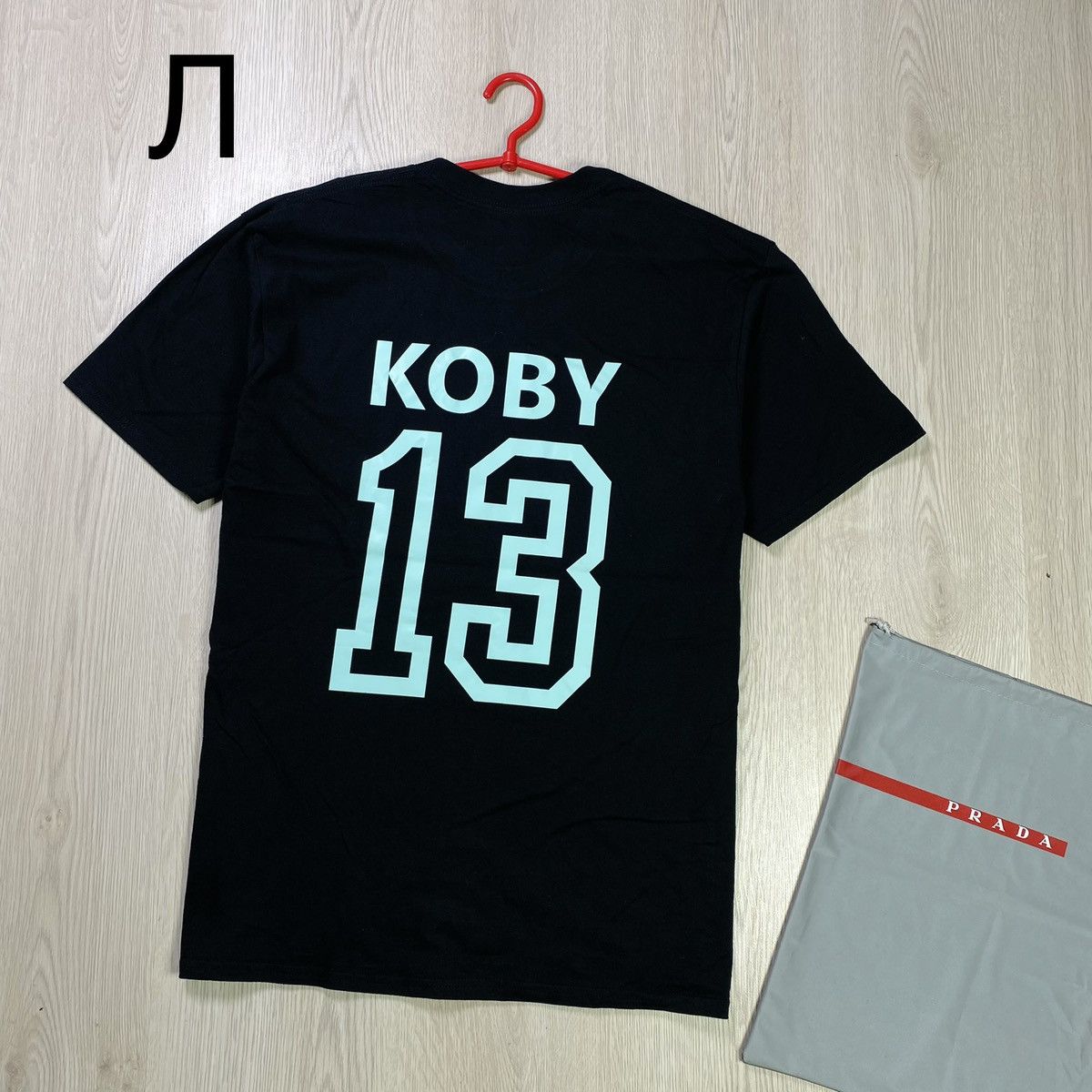 Gildan Kobe Bryant 13 Number Logo T-shirt Size US L / EU 52-54 / 3 - 1 Thumbnail