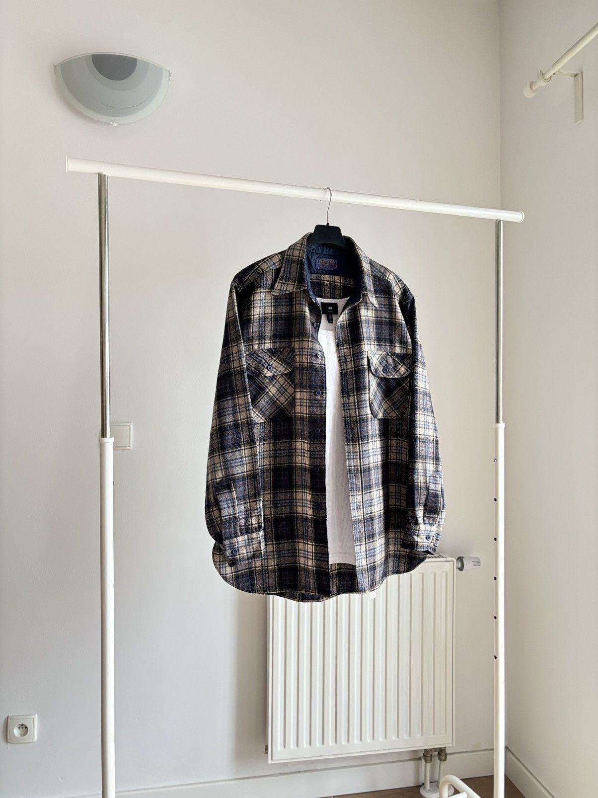Pendleton Vintage Pendleton Virgin Wool Plaid Shirt Jacket Made in USA Size US L / EU 52-54 / 3 - 1 Thumbnail