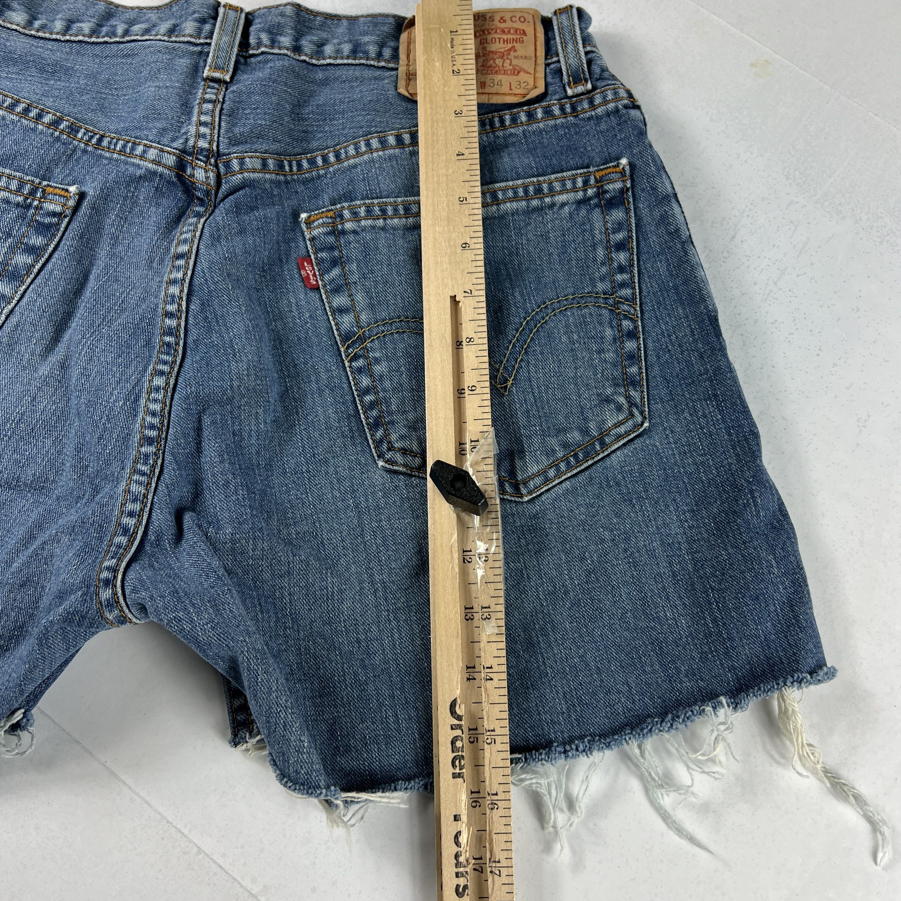 Levi's × Vintage Y2K Levi's Jean Shorts 505 Cut Off Faded Cotton Denim Jorts Size US 33 - 12 Thumbnail