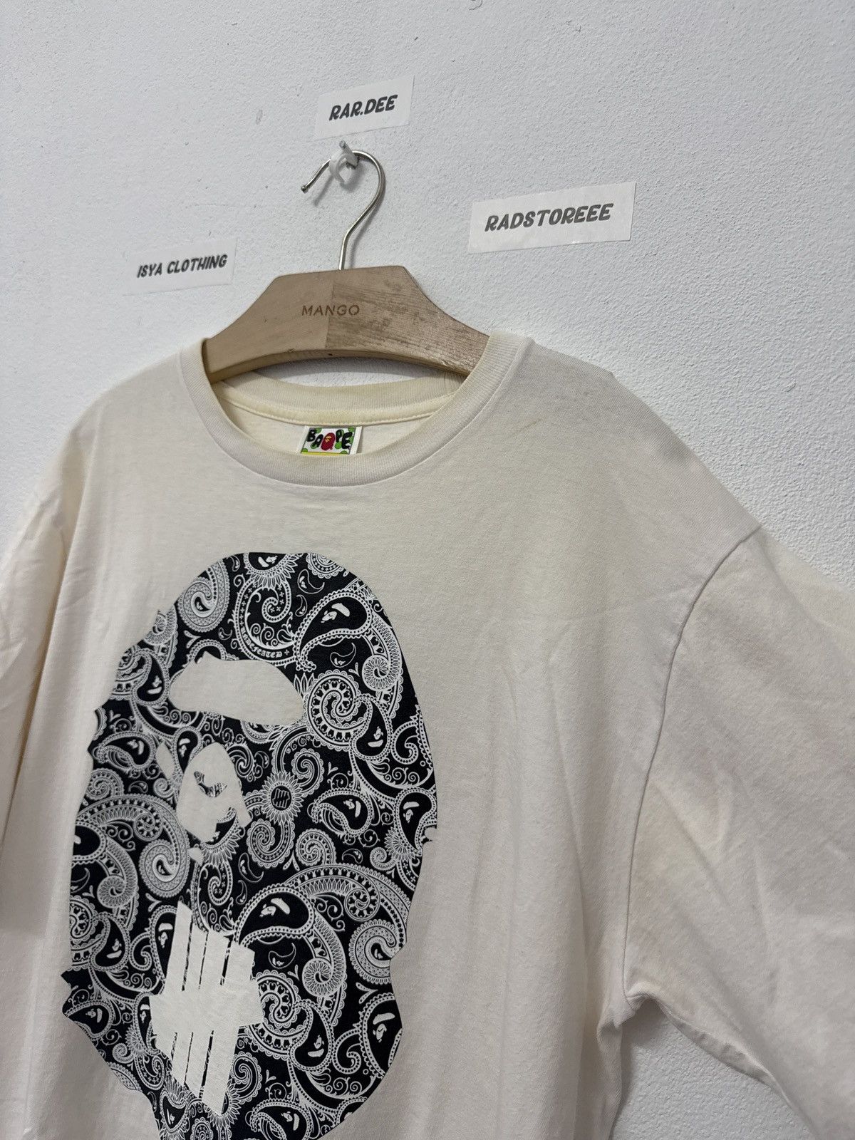 Bape × Undefeated Bape x Undefeated Big Head Bandana Tee Size US L / EU 52-54 / 3 - 5 Thumbnail