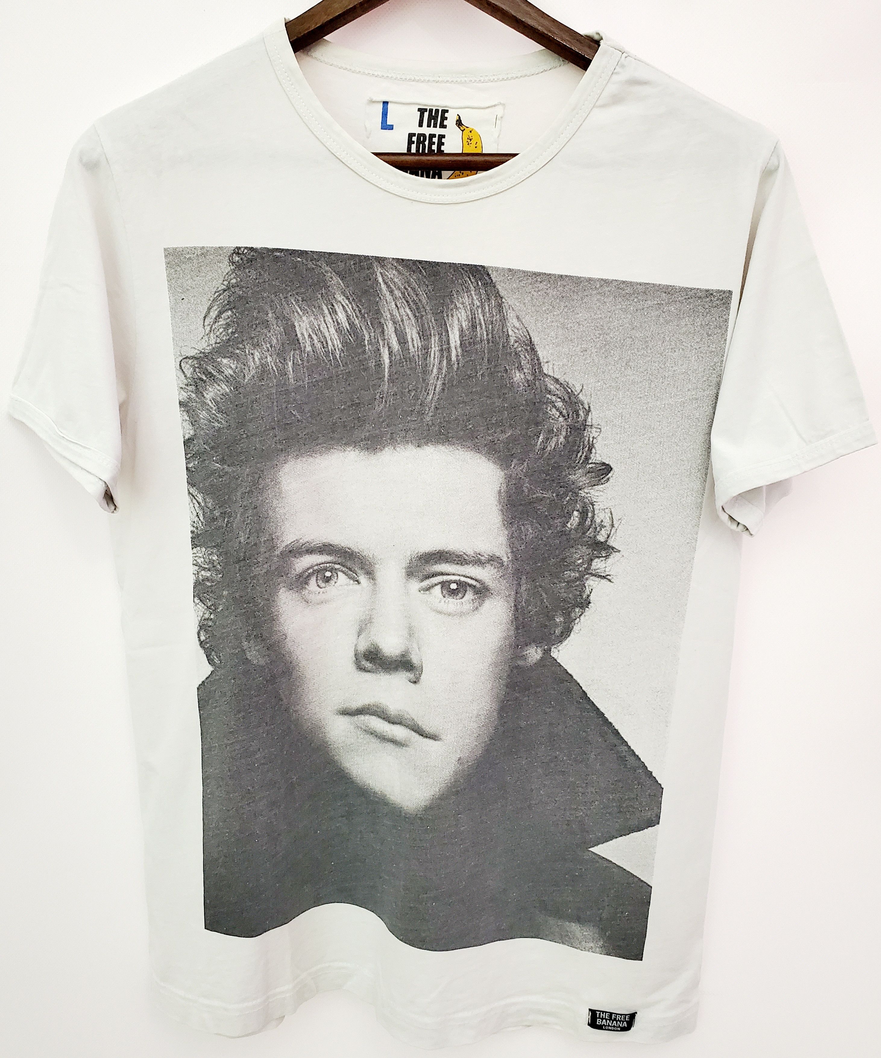 Band Tees Vintage Harry Styles Art big logo t-shirt M perfect conditi Size US M / EU 48-50 / 2 - 1 Thumbnail