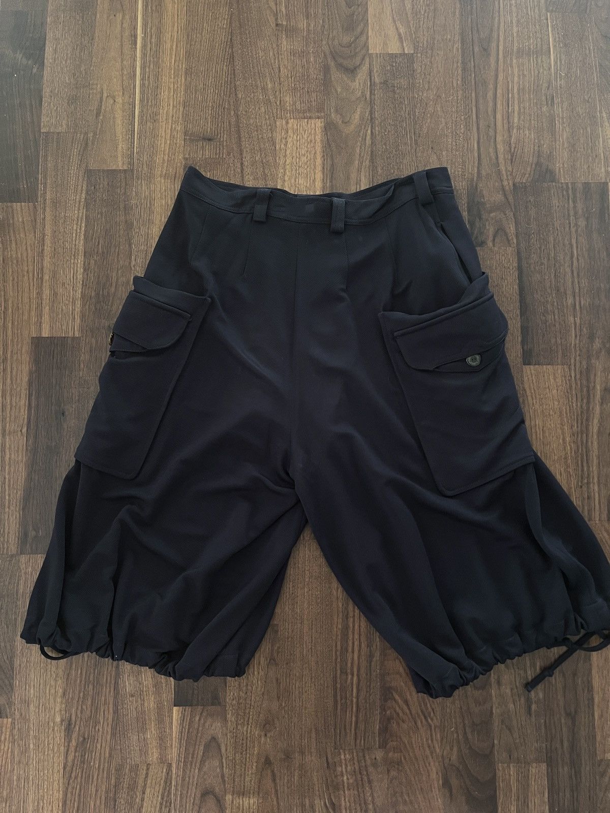 Kiko Kostadinov Kiko Kostadinov Kreuk Shorts Size US 32 / EU 48 - 2 Thumbnail