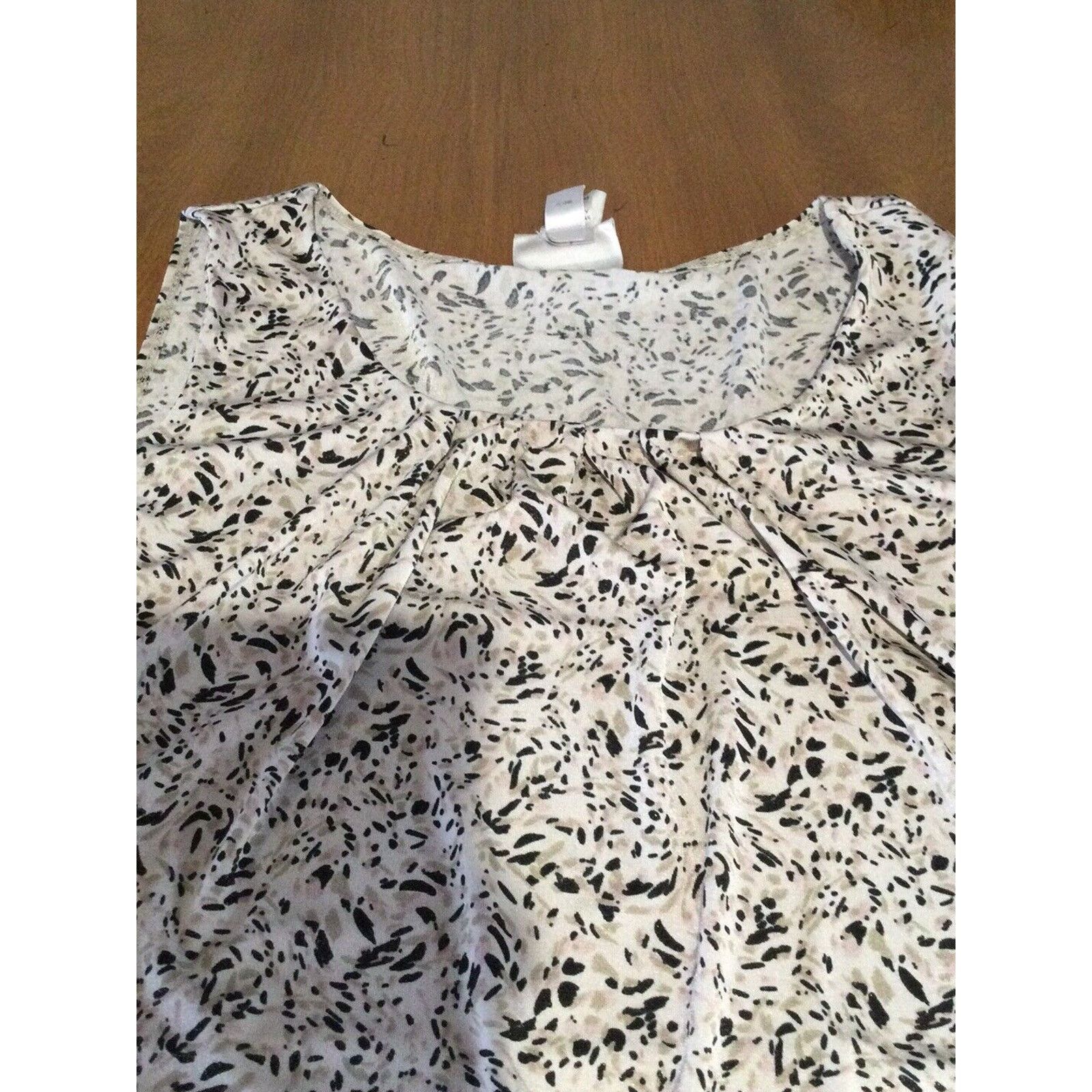 Chicos Chico's Travelers Pleated Front Business Casual Tank 0/4/S Size S / US 4 / IT 40 - 16 Thumbnail