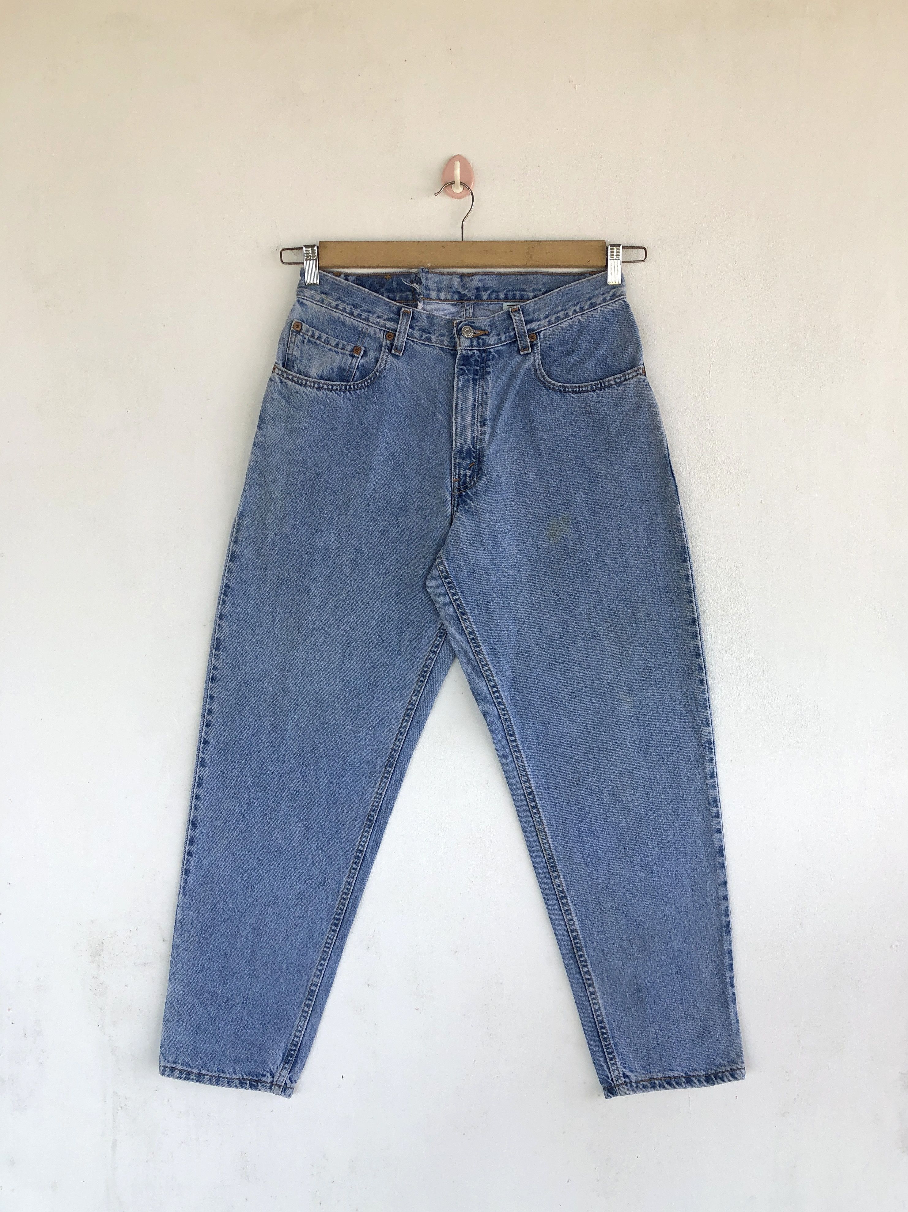 Levi's Vintage Levis 560 Baggy Jeans Levi's Light Wash Faded Denim Size US 30 / EU 46 - 1 Thumbnail