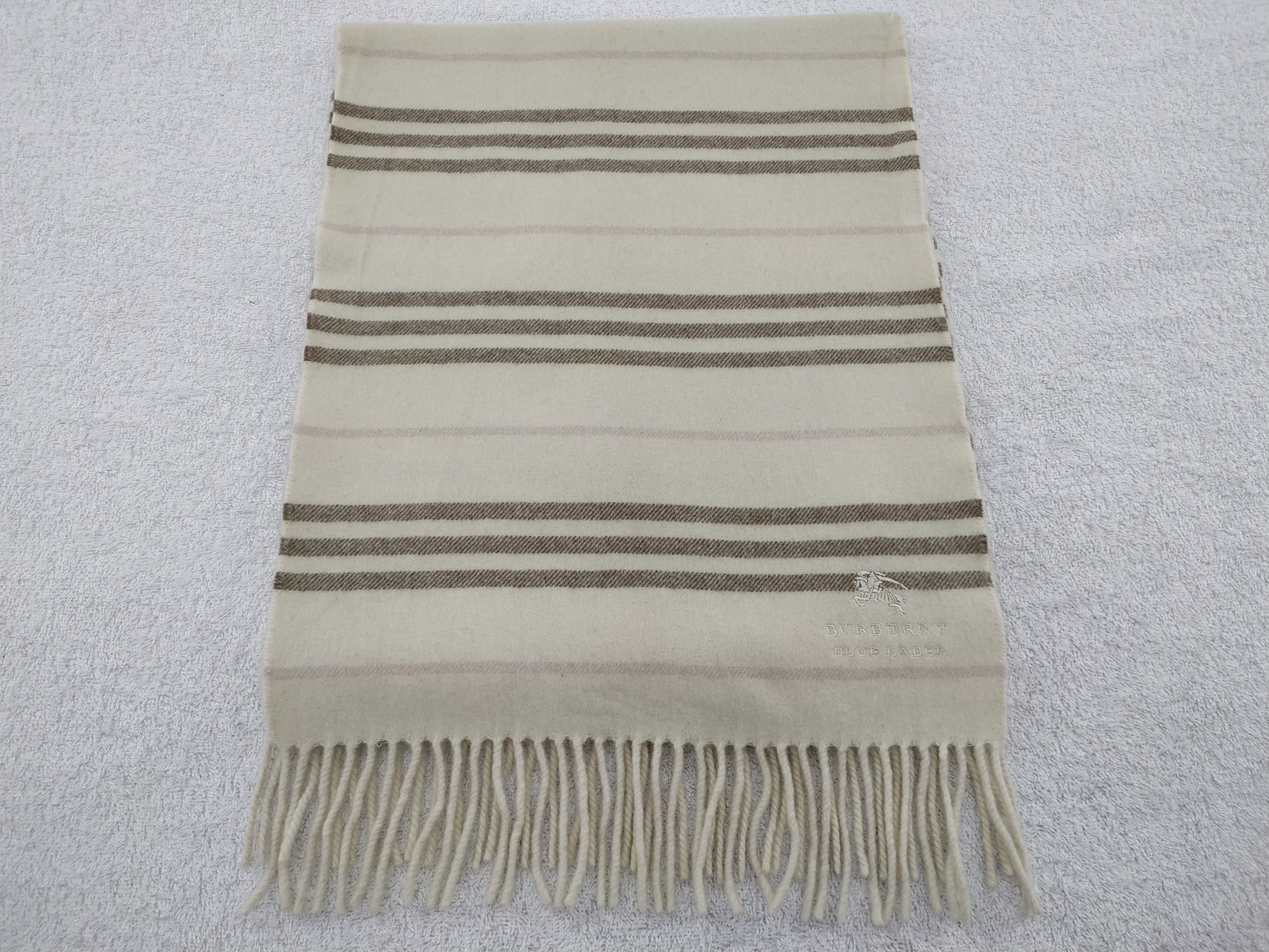 Burberry Vintage Burberry Scarf/Muffler/Neckwear MF278 Size ONE SIZE - 1 Thumbnail