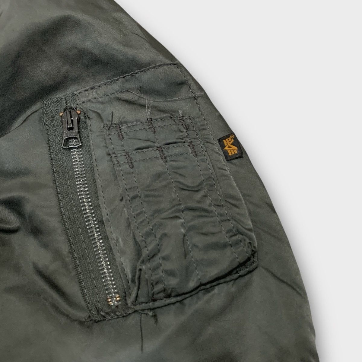 Alpha Industries VINTAGE USAF MA 1 FLIGHT BOMBER JACKET REVERSIBLE MILITARY Size US M / EU 48-50 / 2 - 13 Thumbnail