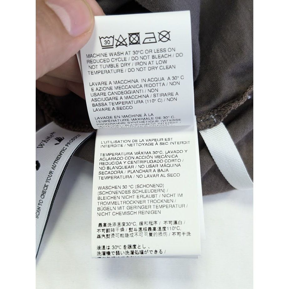 Off-White o1rshd1 Bookish Laund Slim Short Sleeve T-Shirt in Brown Size US L / EU 52-54 / 3 - 19 Thumbnail