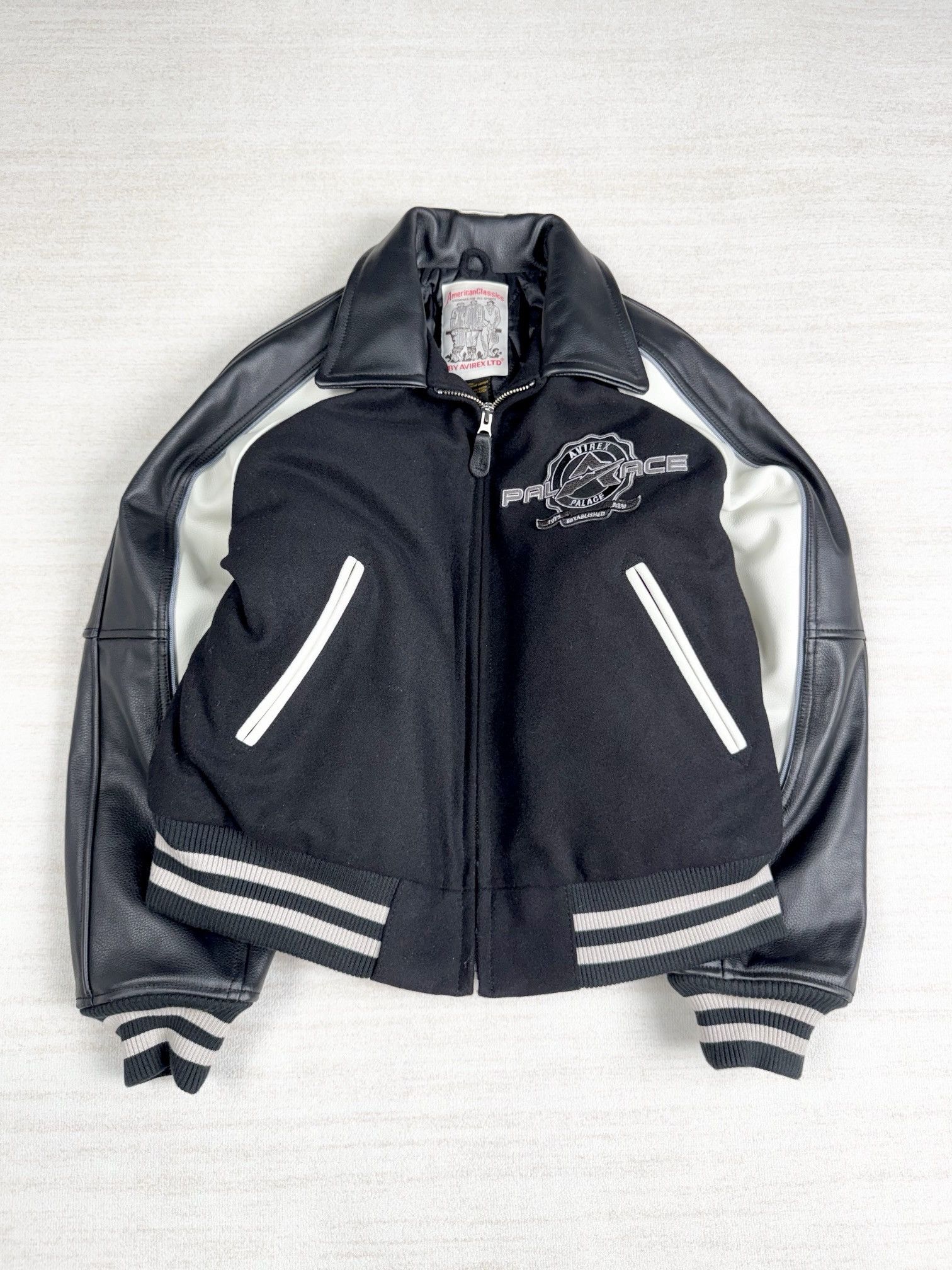 Avirex × Palace leather varsity jacket Size US M / EU 48-50 / 2 - 4 Thumbnail