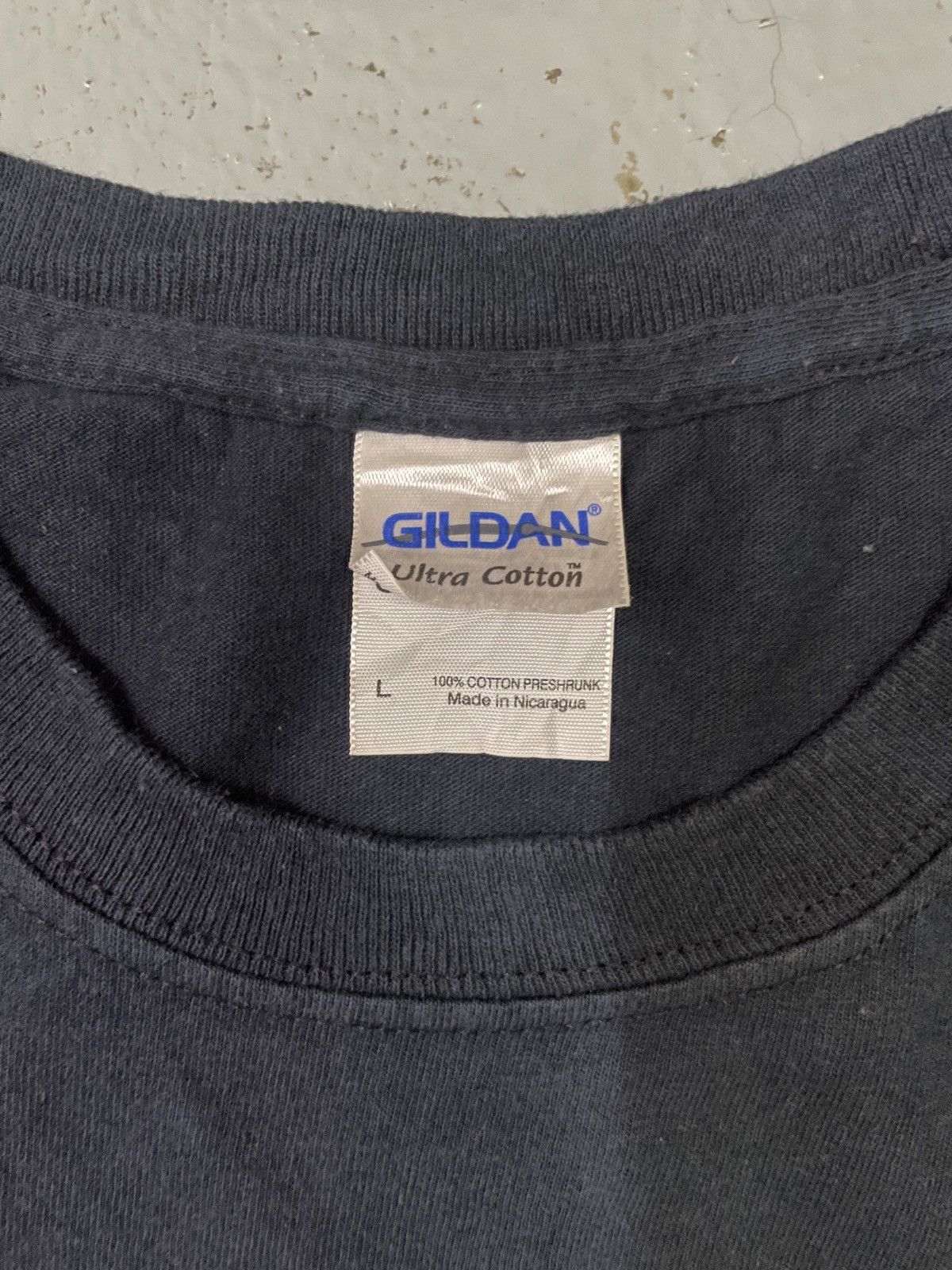 Gildan × Vintage Vintage Y2K Preachers from The Black Lagoon Movie Tshirts Size US L / EU 52-54 / 3 - 4 Thumbnail